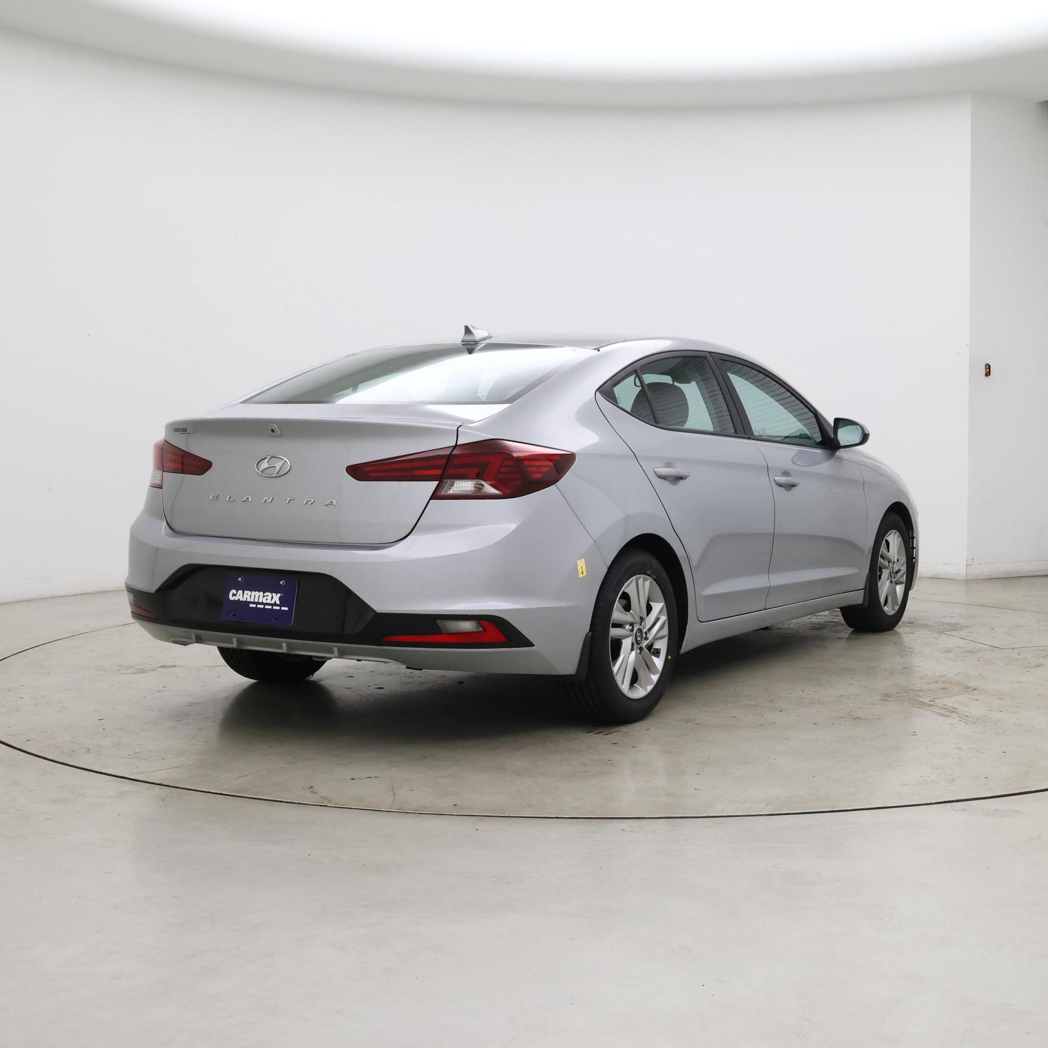Thumbnail: 2020 Hyundai Elantra - 8