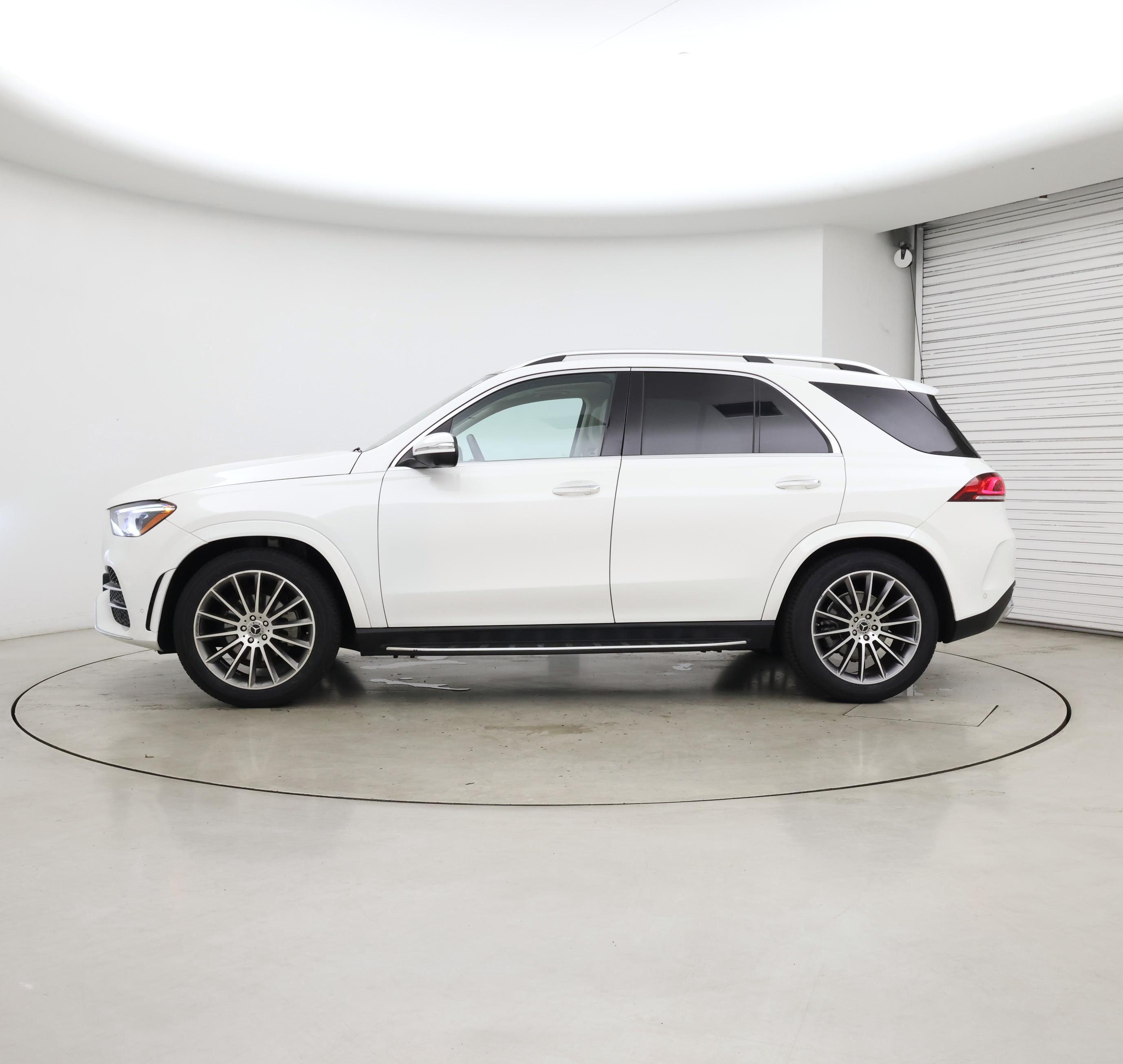 Thumbnail: 2023 Mercedes-Benz GLE - 3