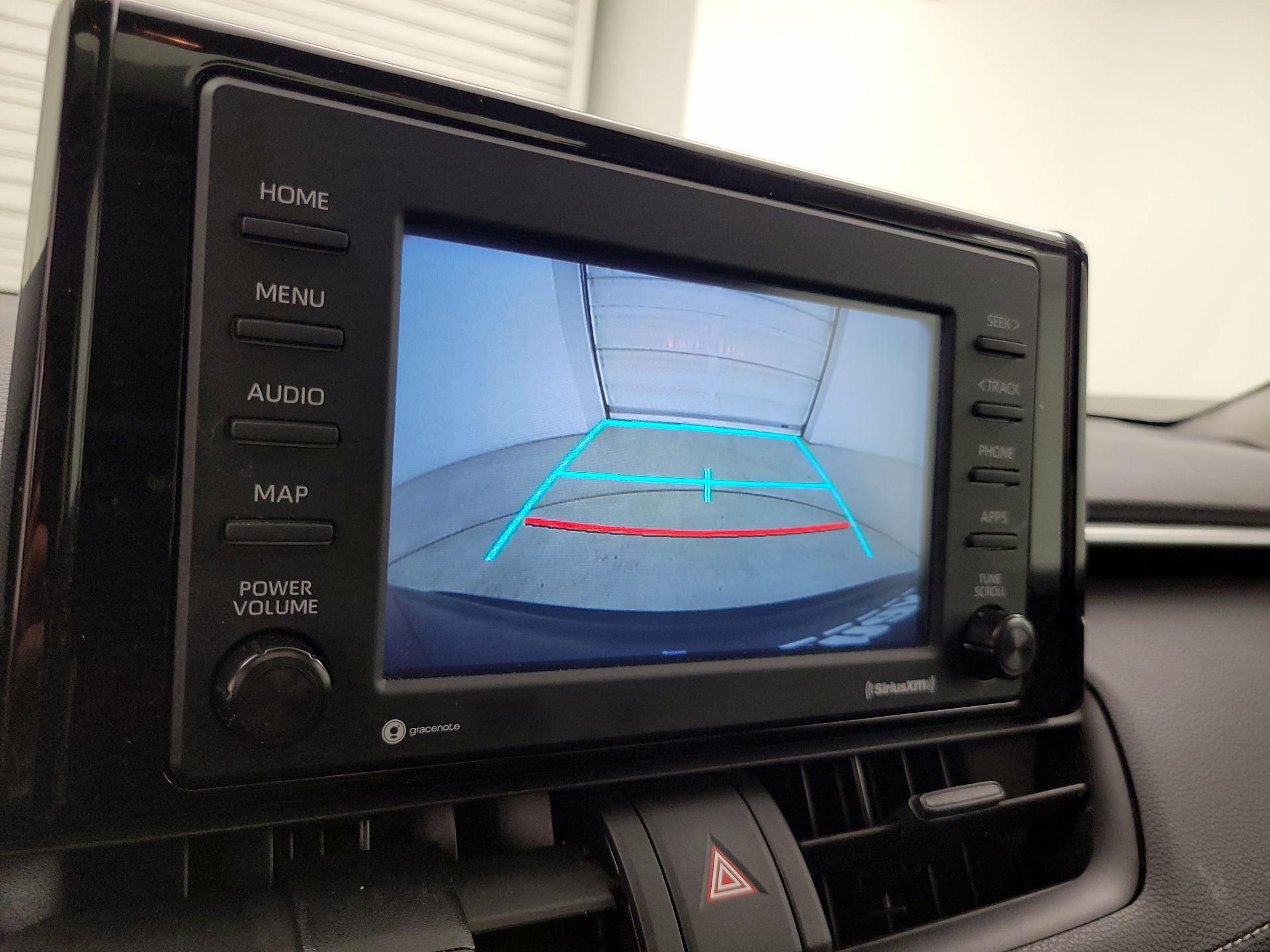 Thumbnail: 2021 Toyota RAV4 - 14