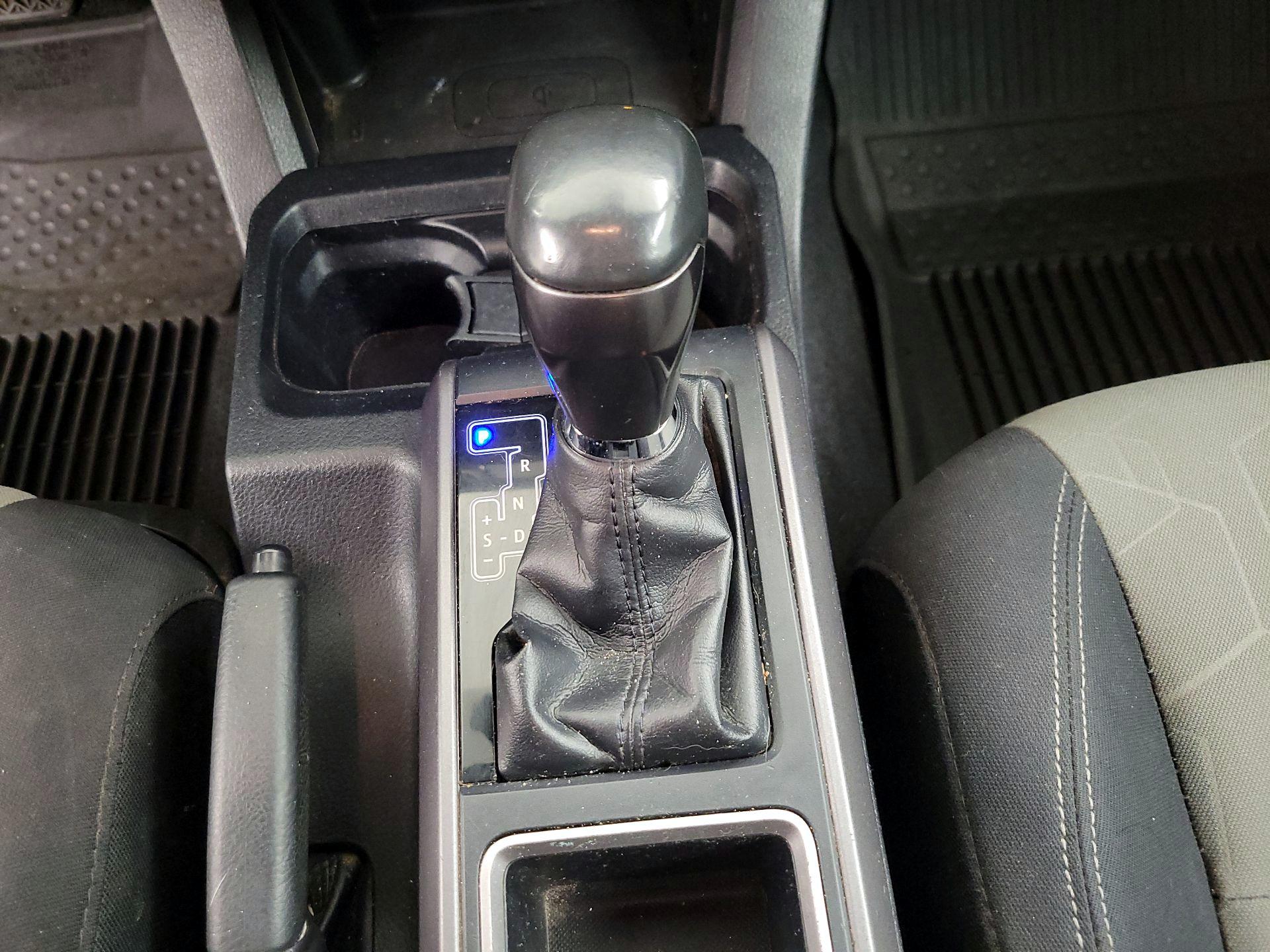 Thumbnail: 2020 Toyota Tacoma - 17