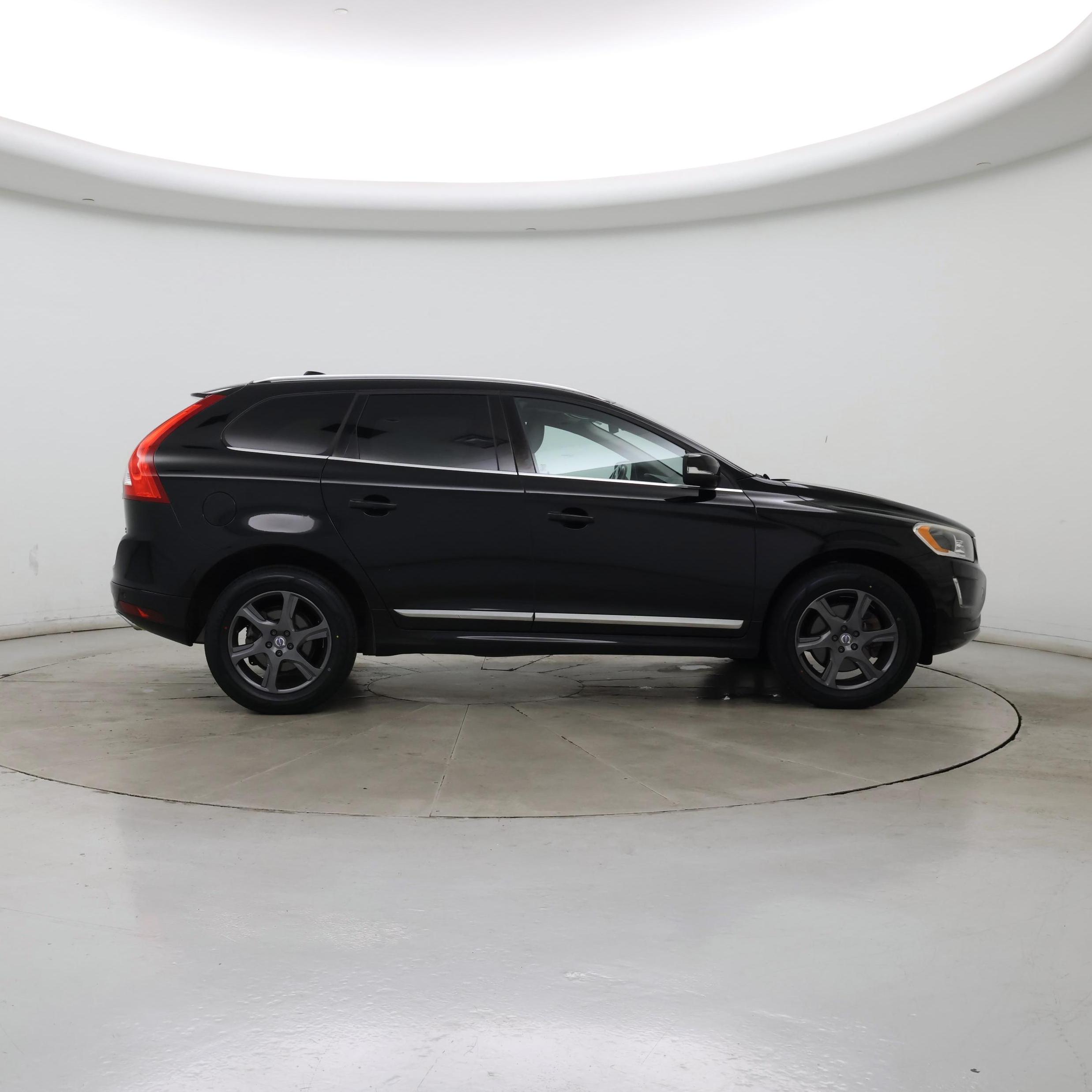 Thumbnail: 2015 Volvo XC60 - 7