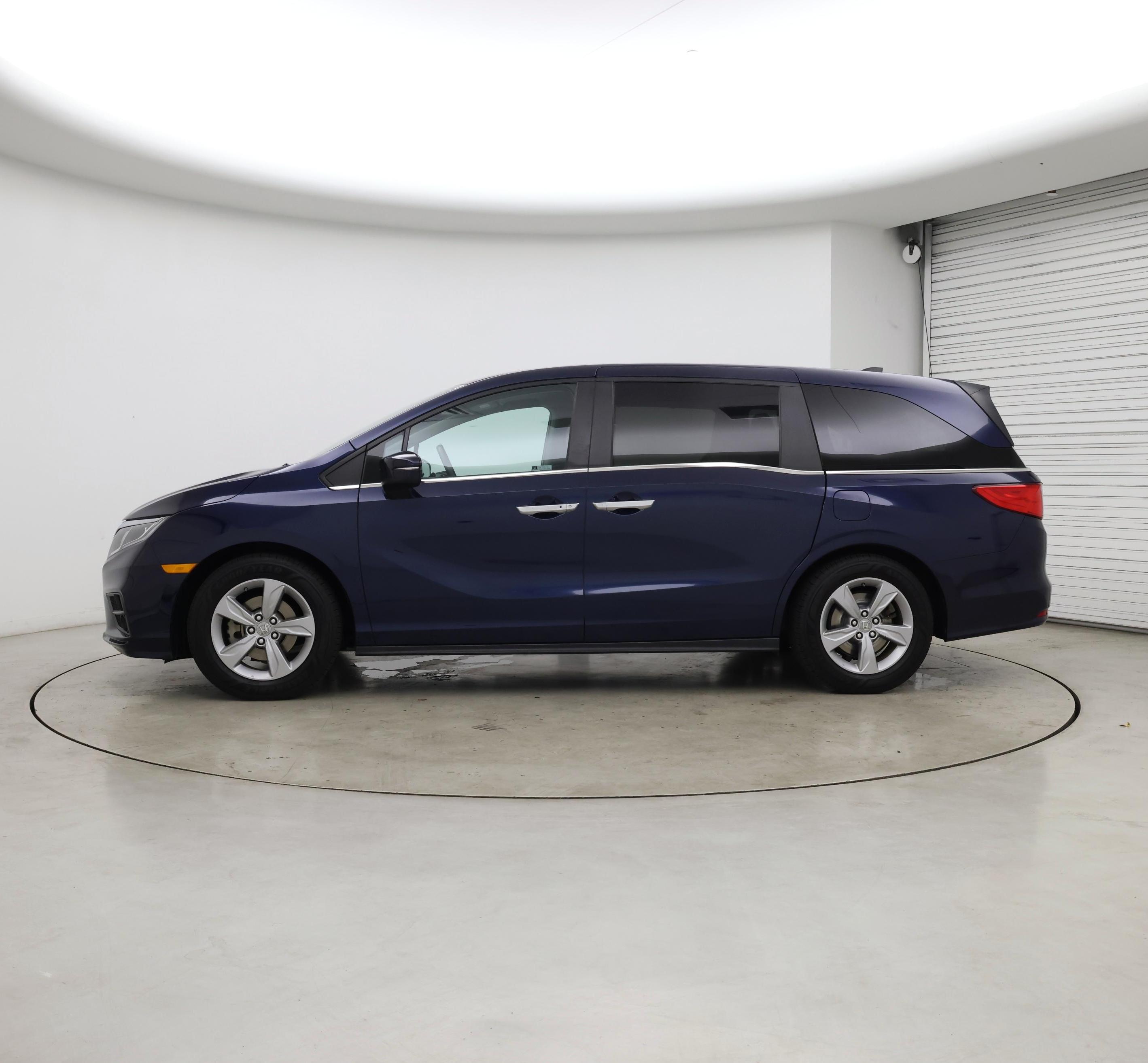 Thumbnail: 2020 Honda Odyssey - 3