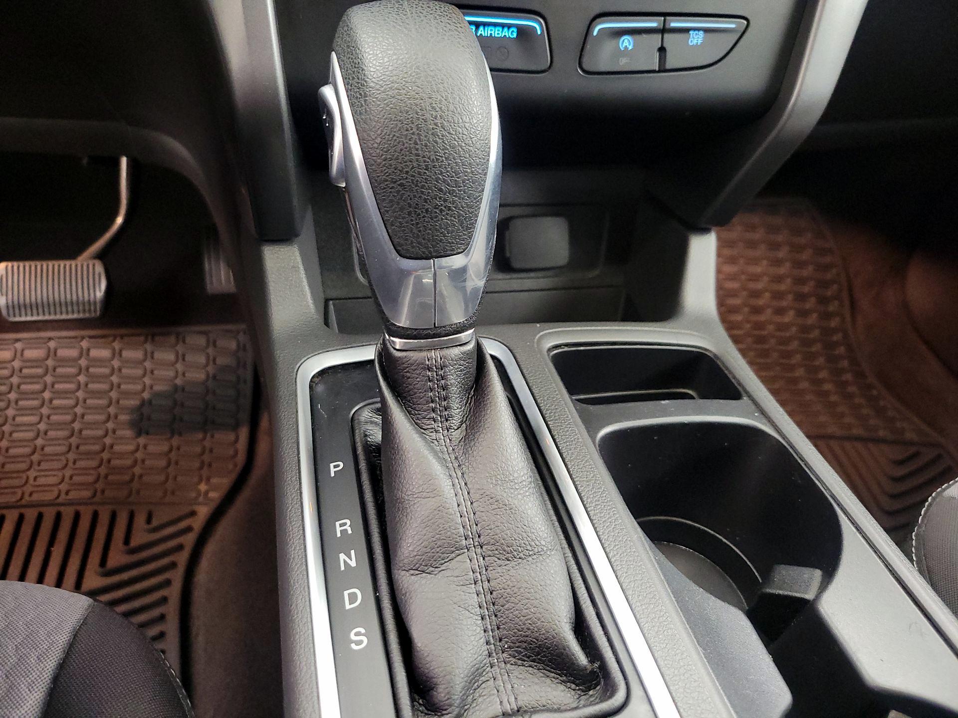 Thumbnail: 2018 Ford Escape - 18