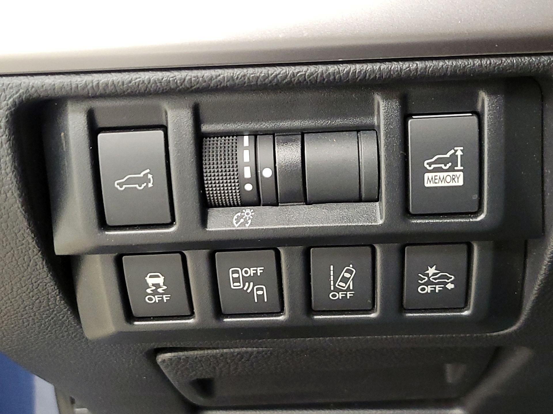Thumbnail: 2019 Subaru Outback - 13