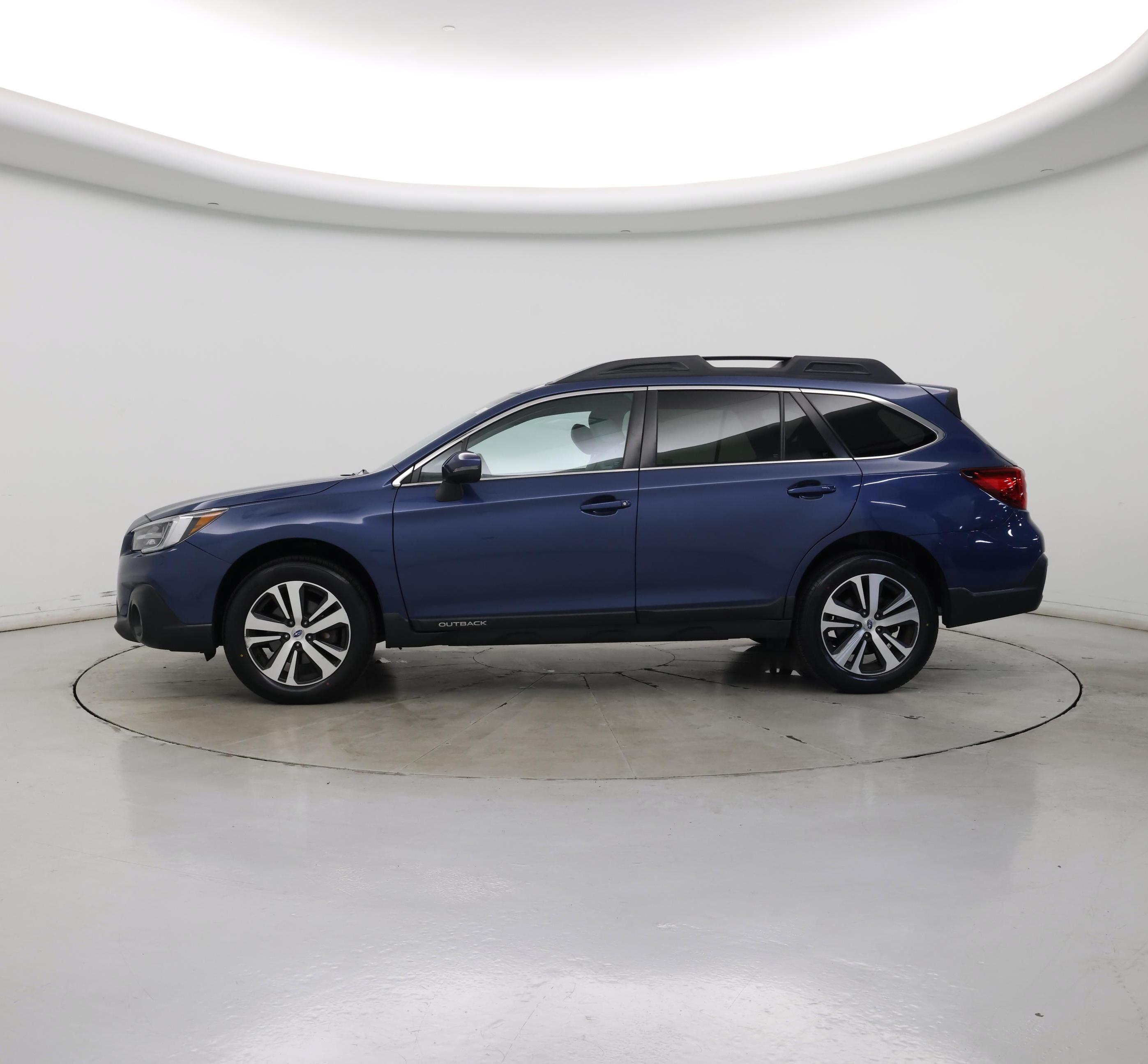 Thumbnail: 2019 Subaru Outback - 3