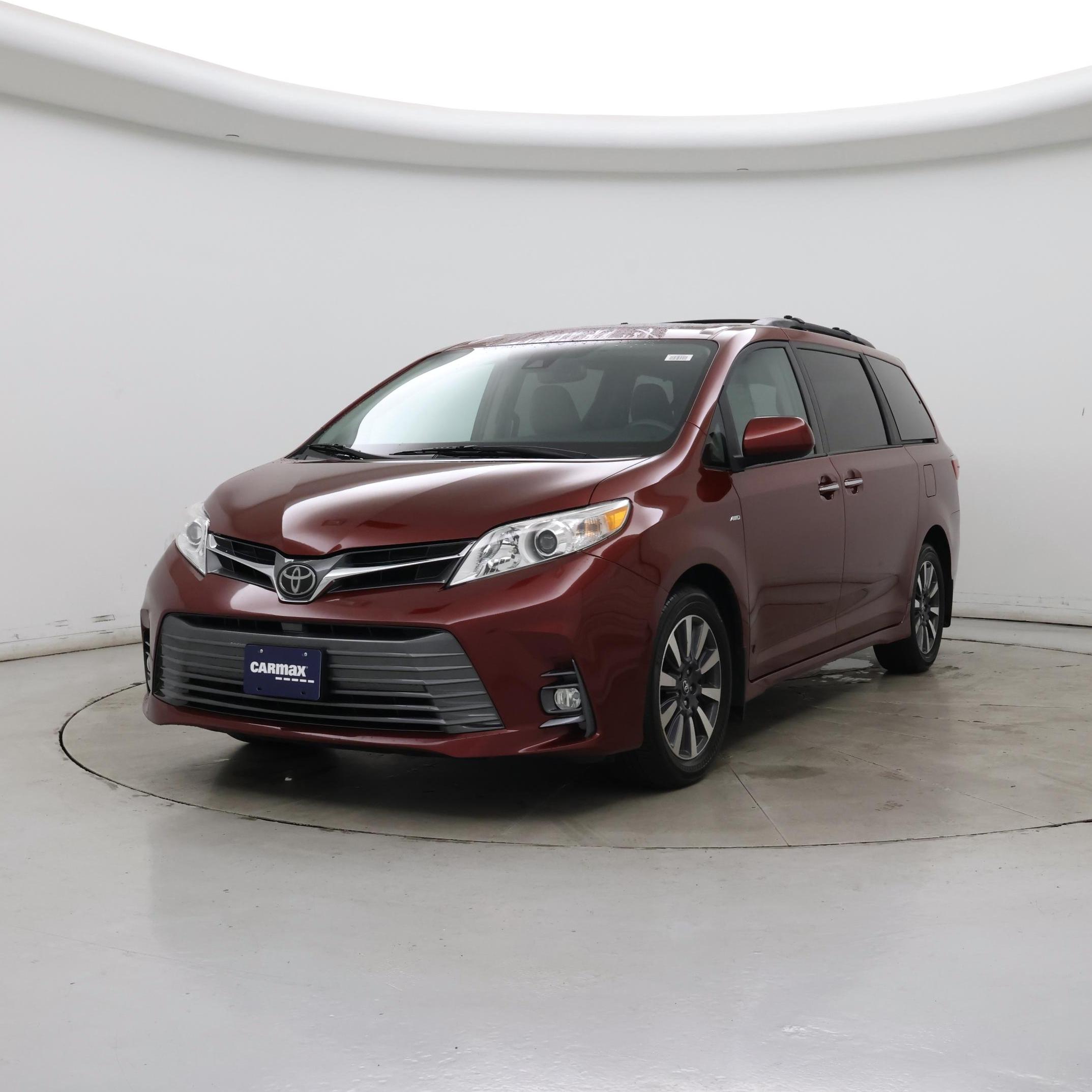 Thumbnail: 2018 Toyota Sienna - 4