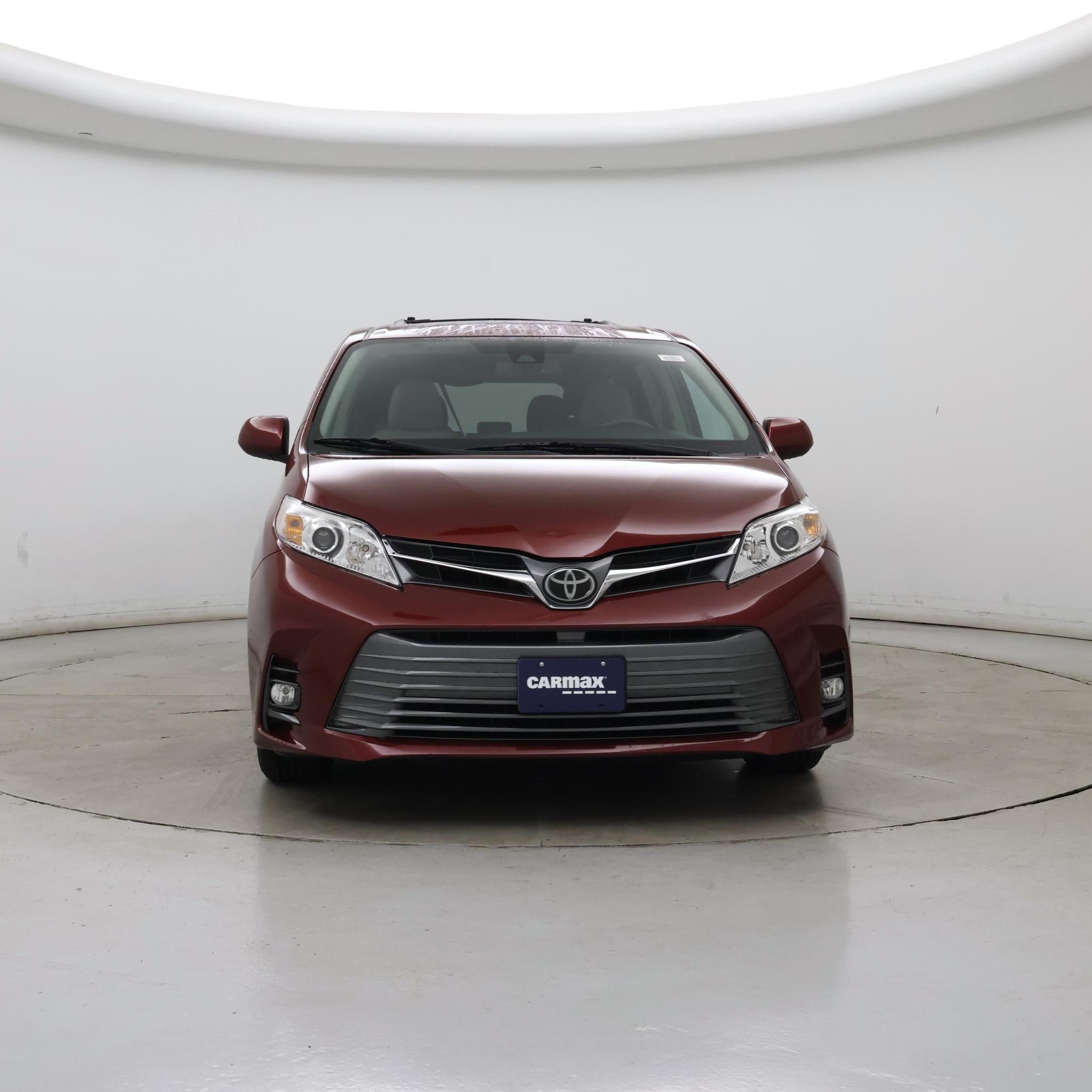 Thumbnail: 2018 Toyota Sienna - 5