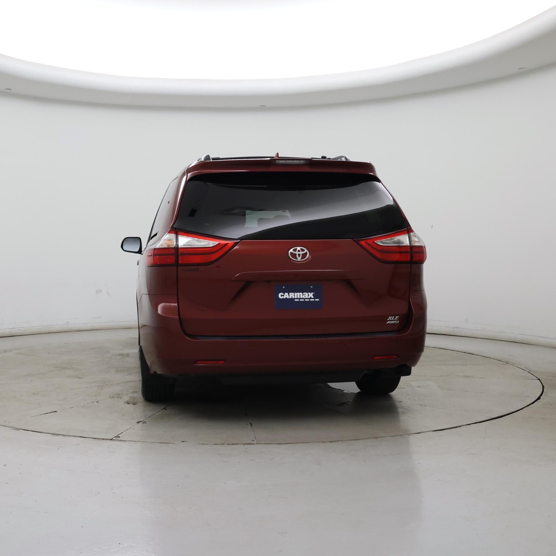 Thumbnail: 2018 Toyota Sienna - 6