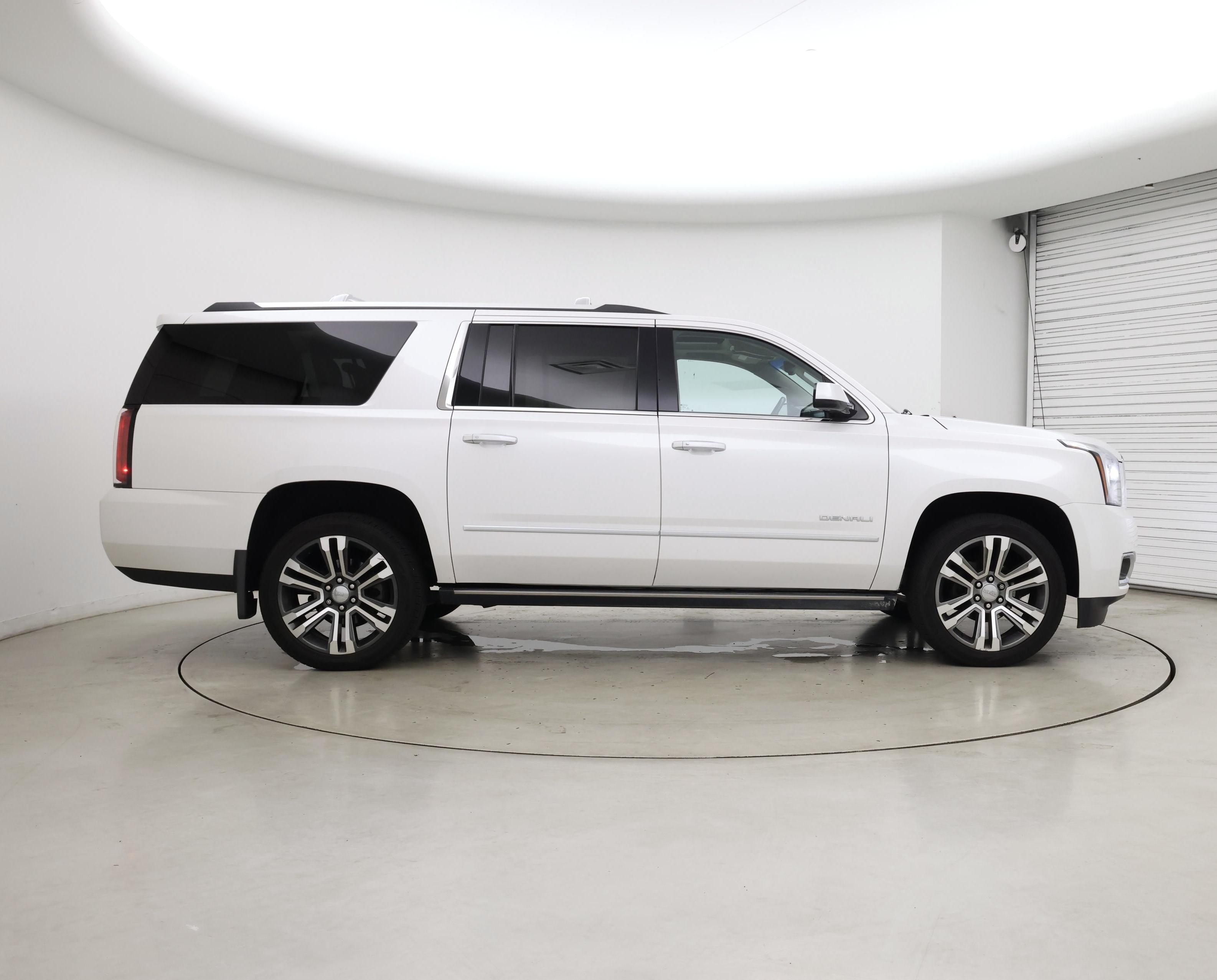 Thumbnail: 2018 GMC Yukon XL - 7