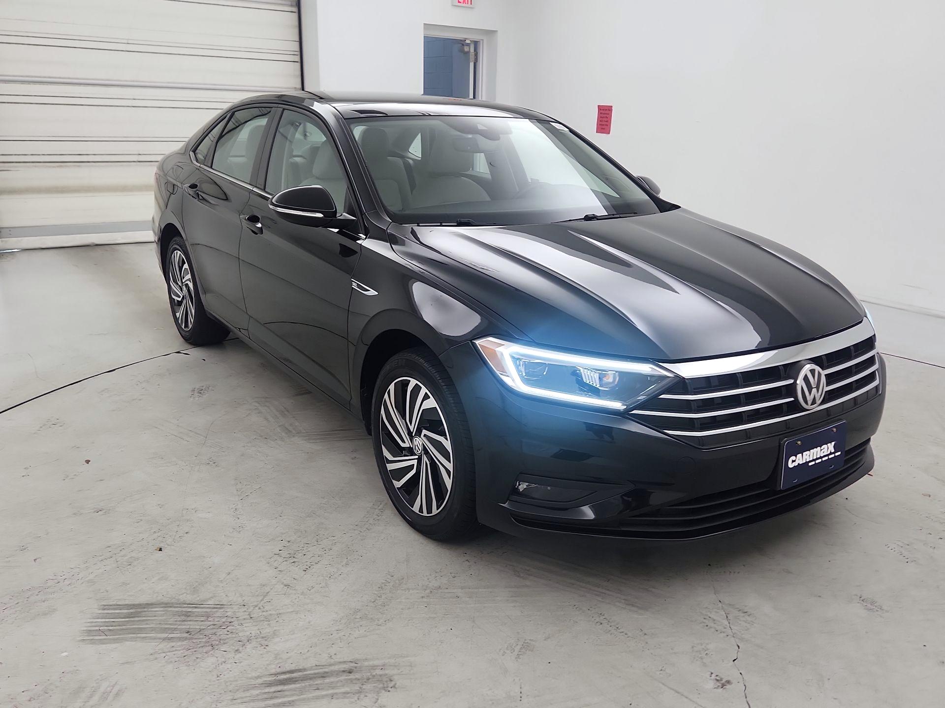 Thumbnail: 2021 Volkswagen Jetta - 1