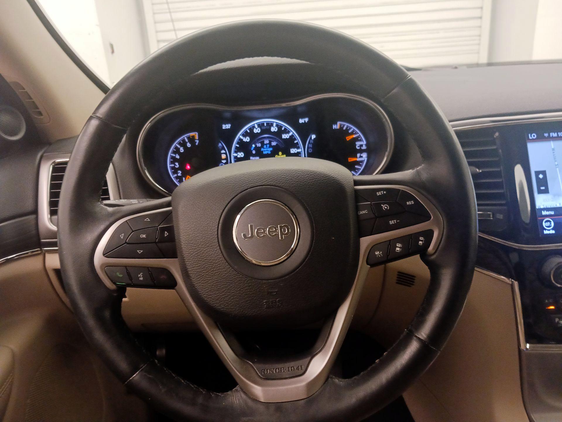 Thumbnail: 2019 Jeep Grand Cherokee - 10