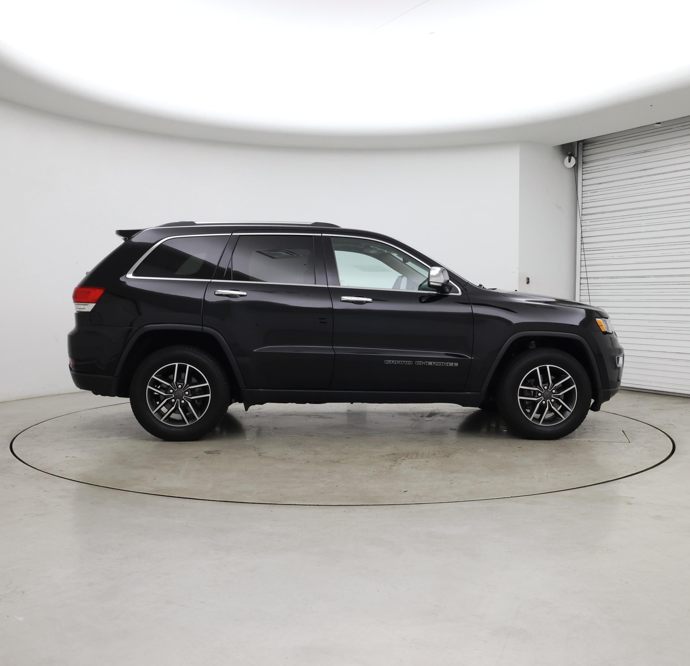 Thumbnail: 2019 Jeep Grand Cherokee - 7