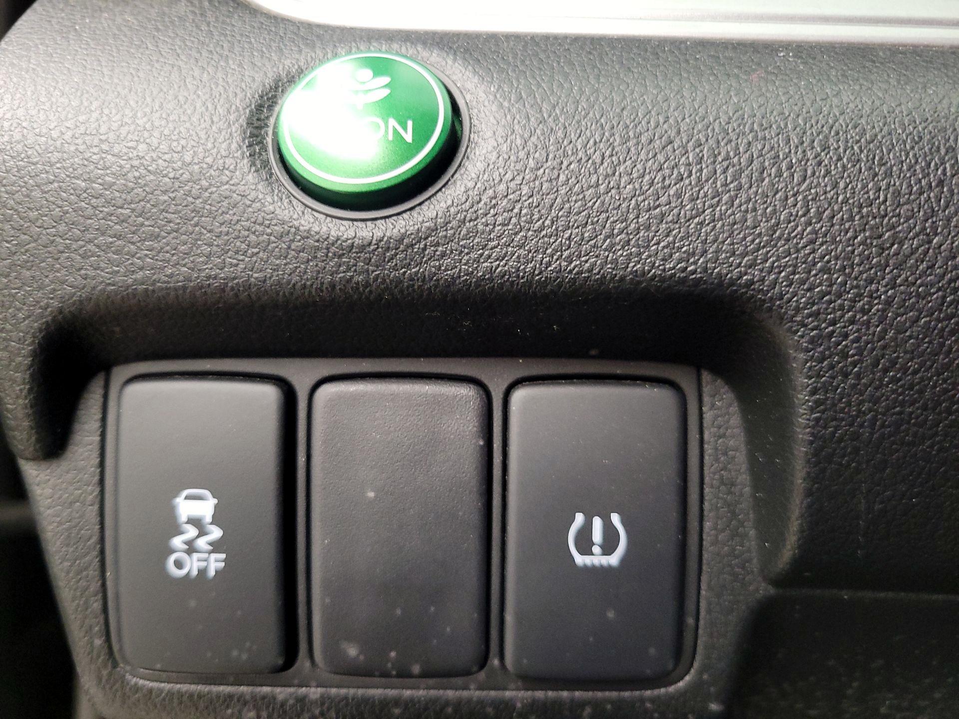 Thumbnail: 2015 Honda CR-V - 13