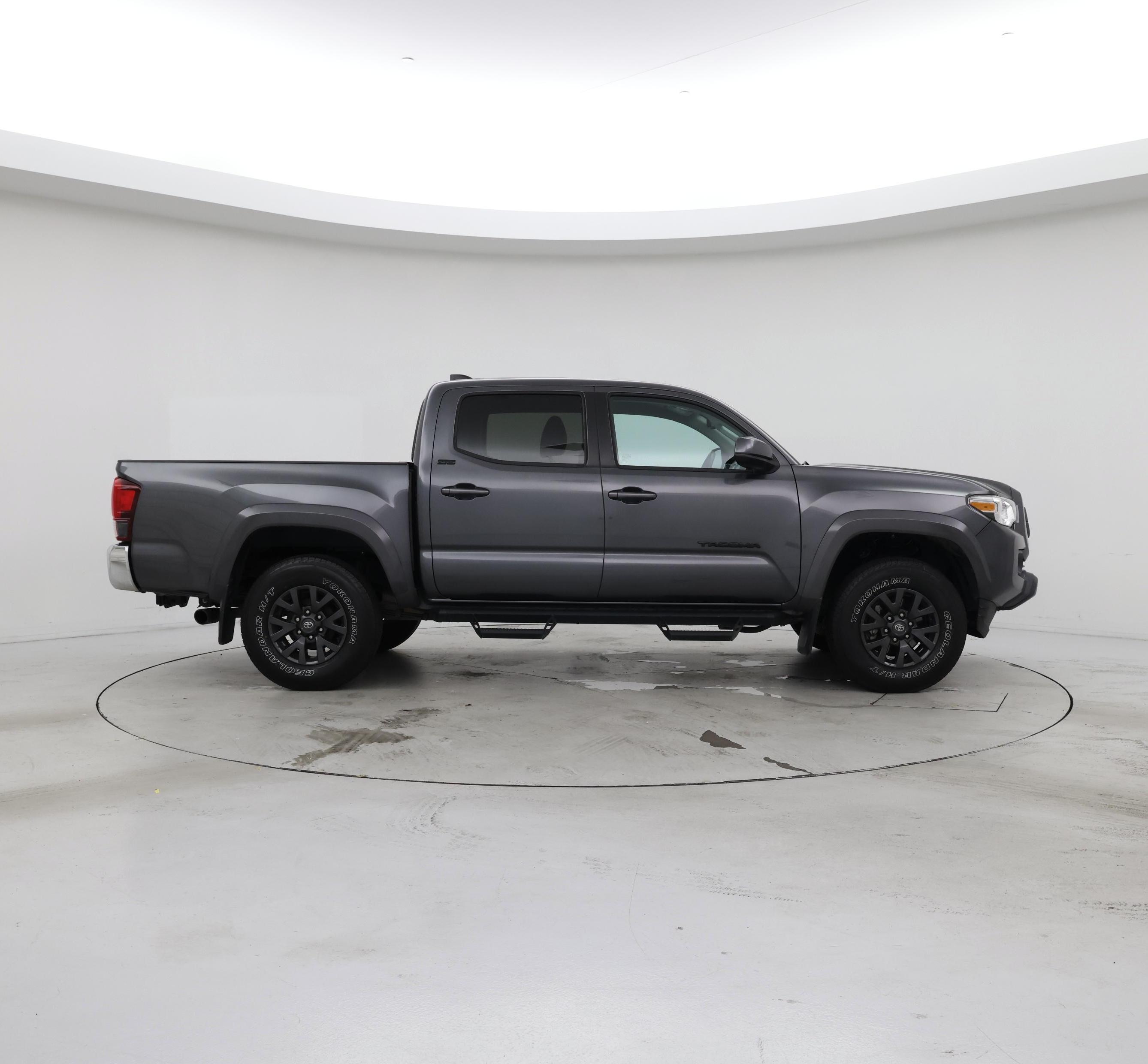 Thumbnail: 2021 Toyota Tacoma - 7