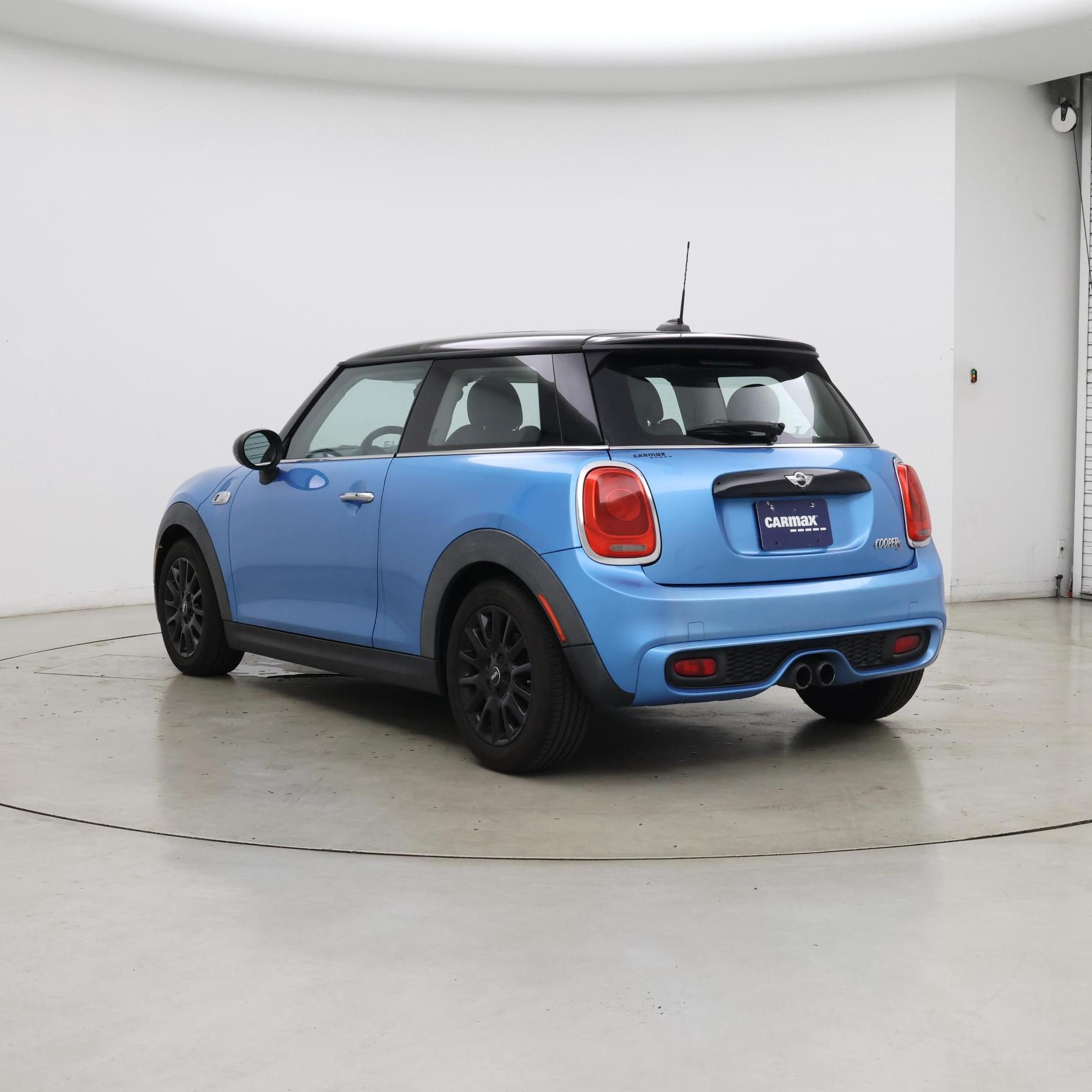 Thumbnail: 2015 MINI Cooper Hardtop - 2