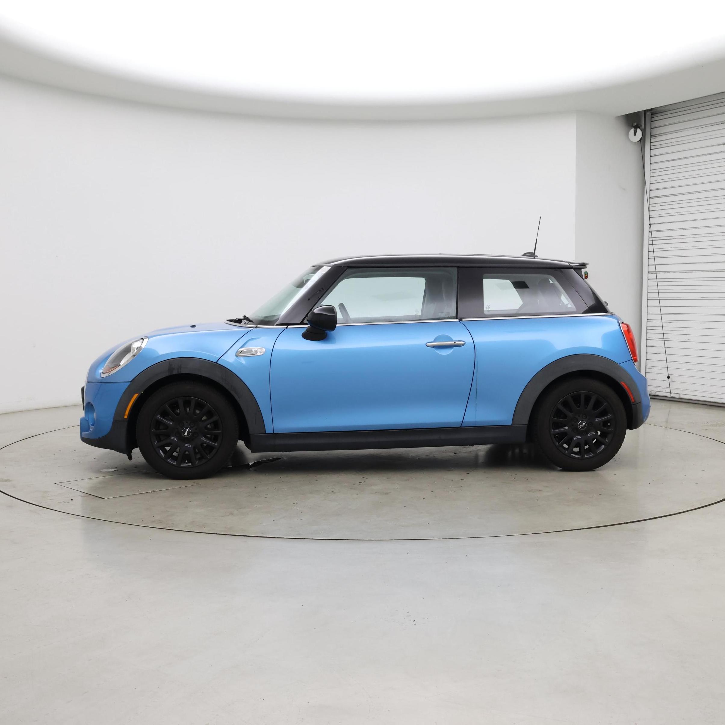 Thumbnail: 2015 MINI Cooper Hardtop - 3