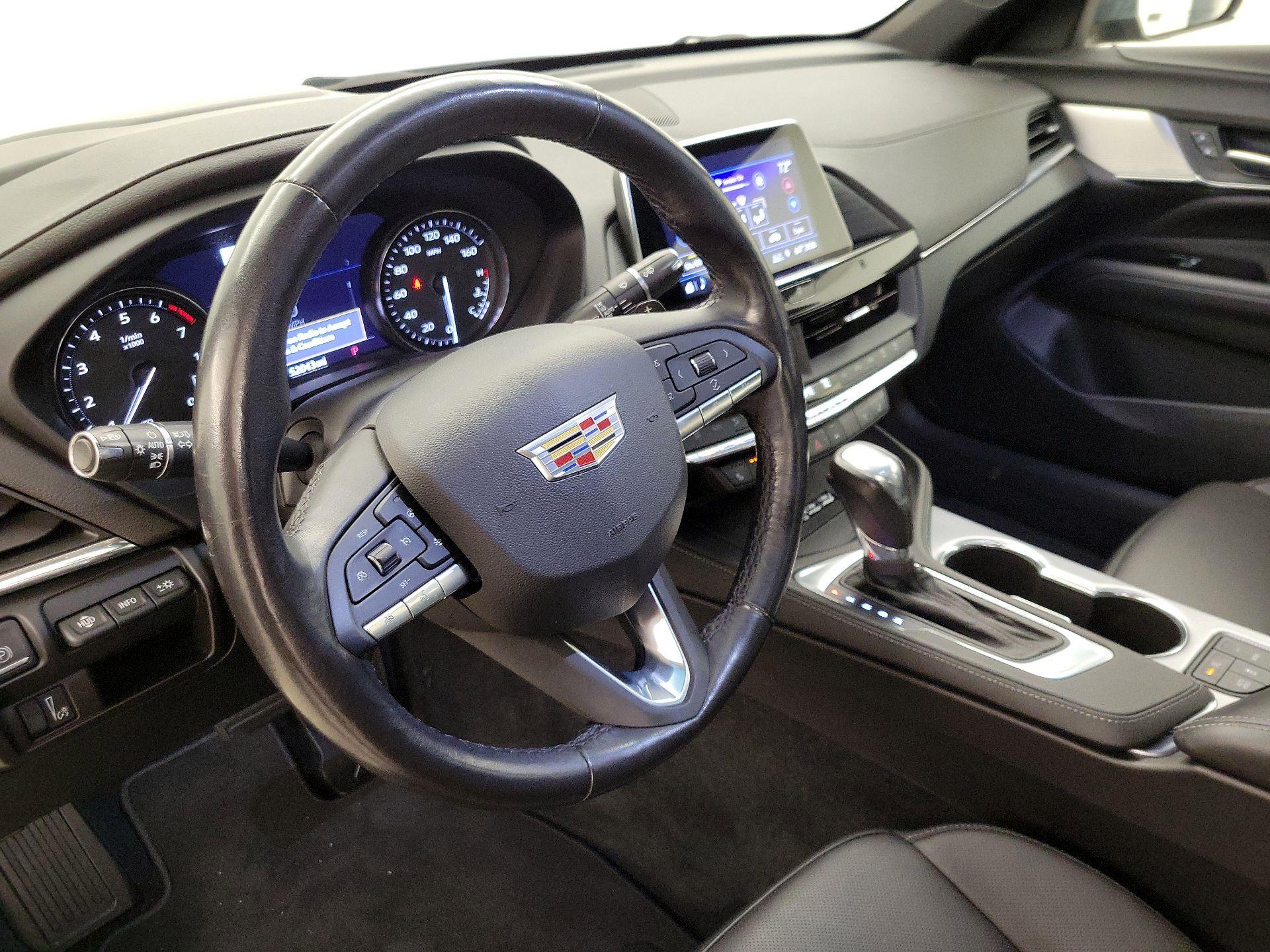 Thumbnail: 2020 Cadillac CT4 - 9