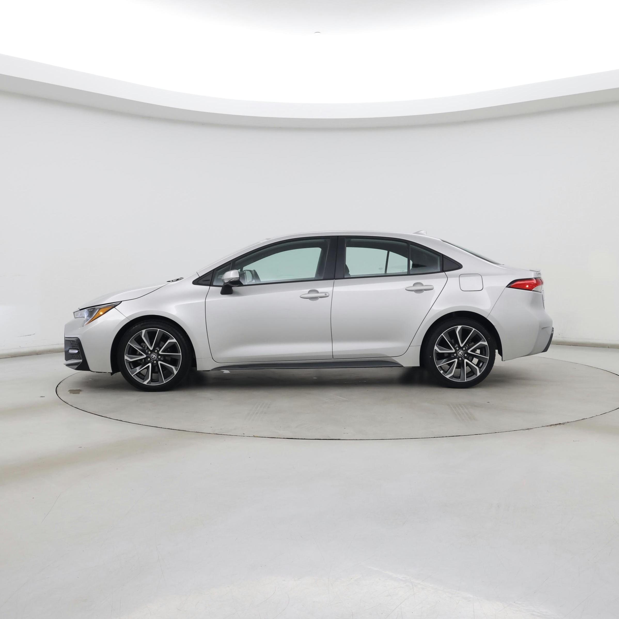 Thumbnail: 2021 Toyota Corolla - 3