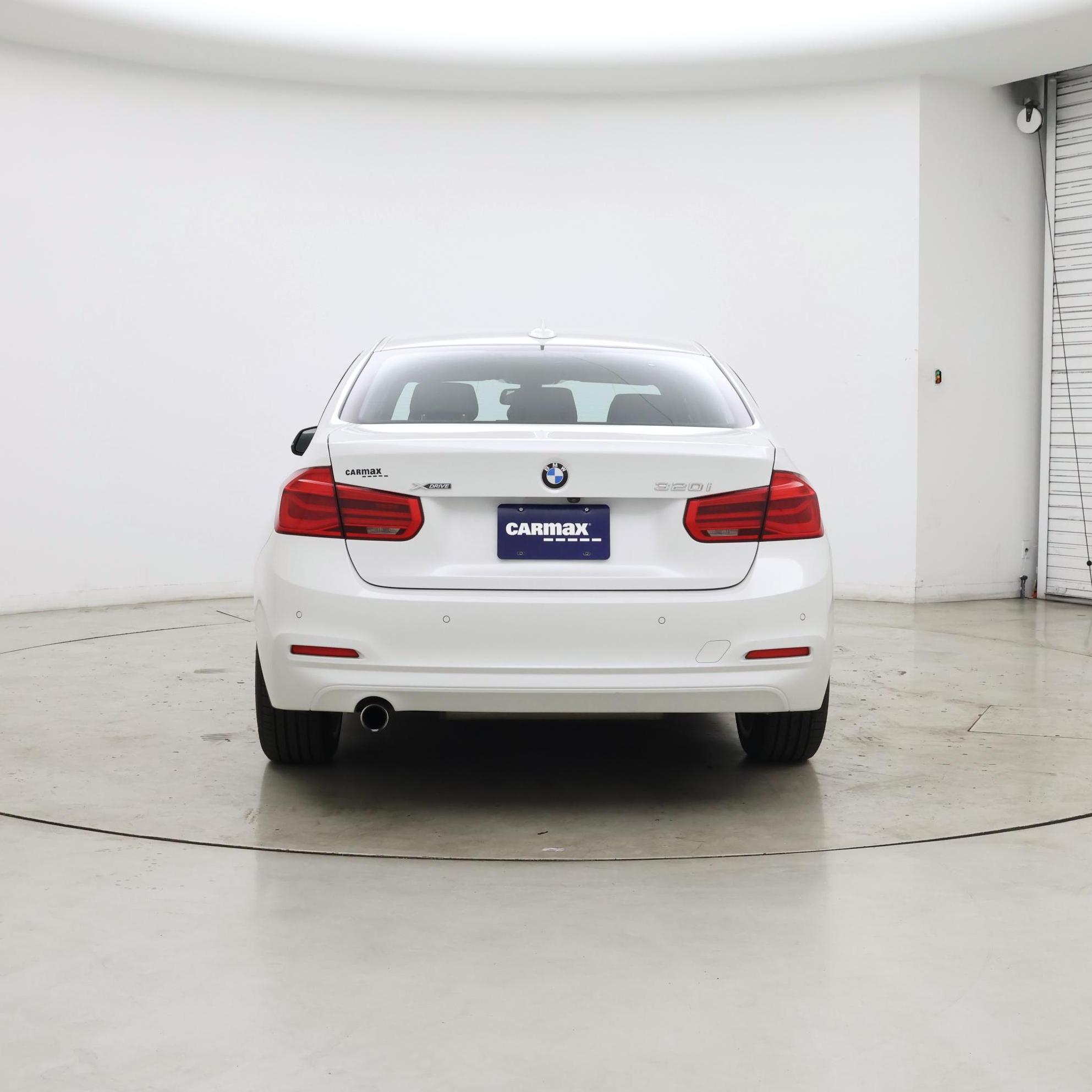 Thumbnail: 2018 BMW 3 Series - 6