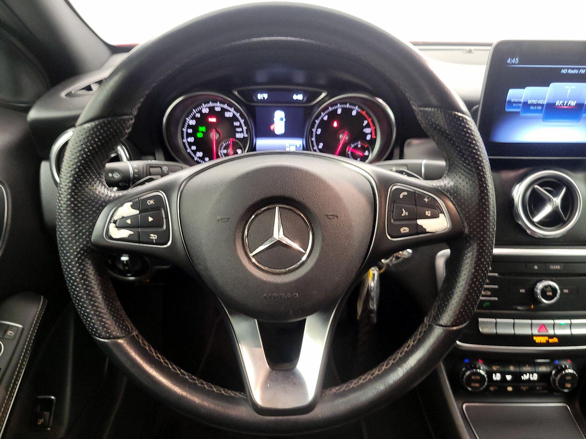 Thumbnail: 2019 Mercedes-Benz GLA - 10