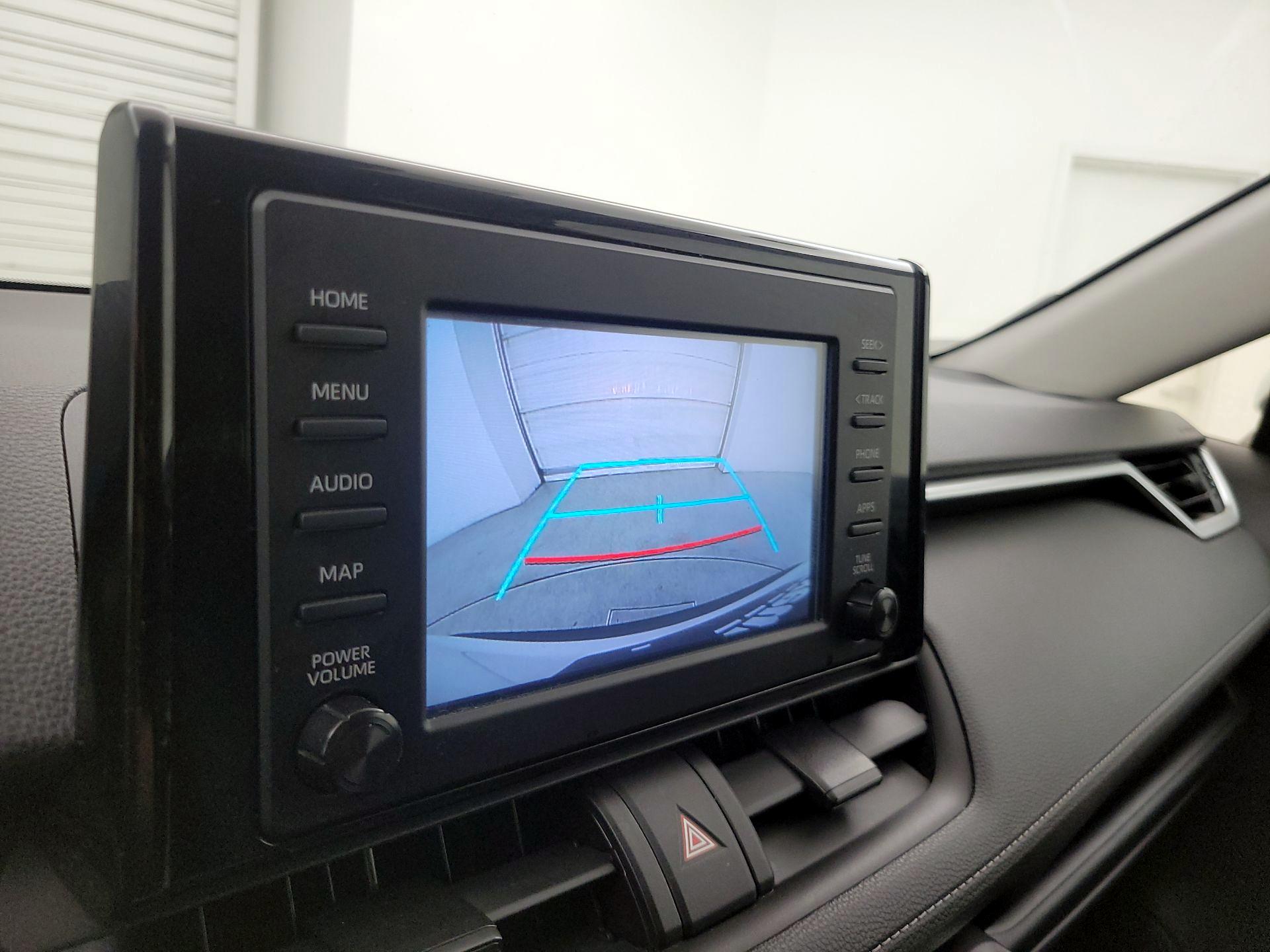 Thumbnail: 2019 Toyota RAV4 - 14