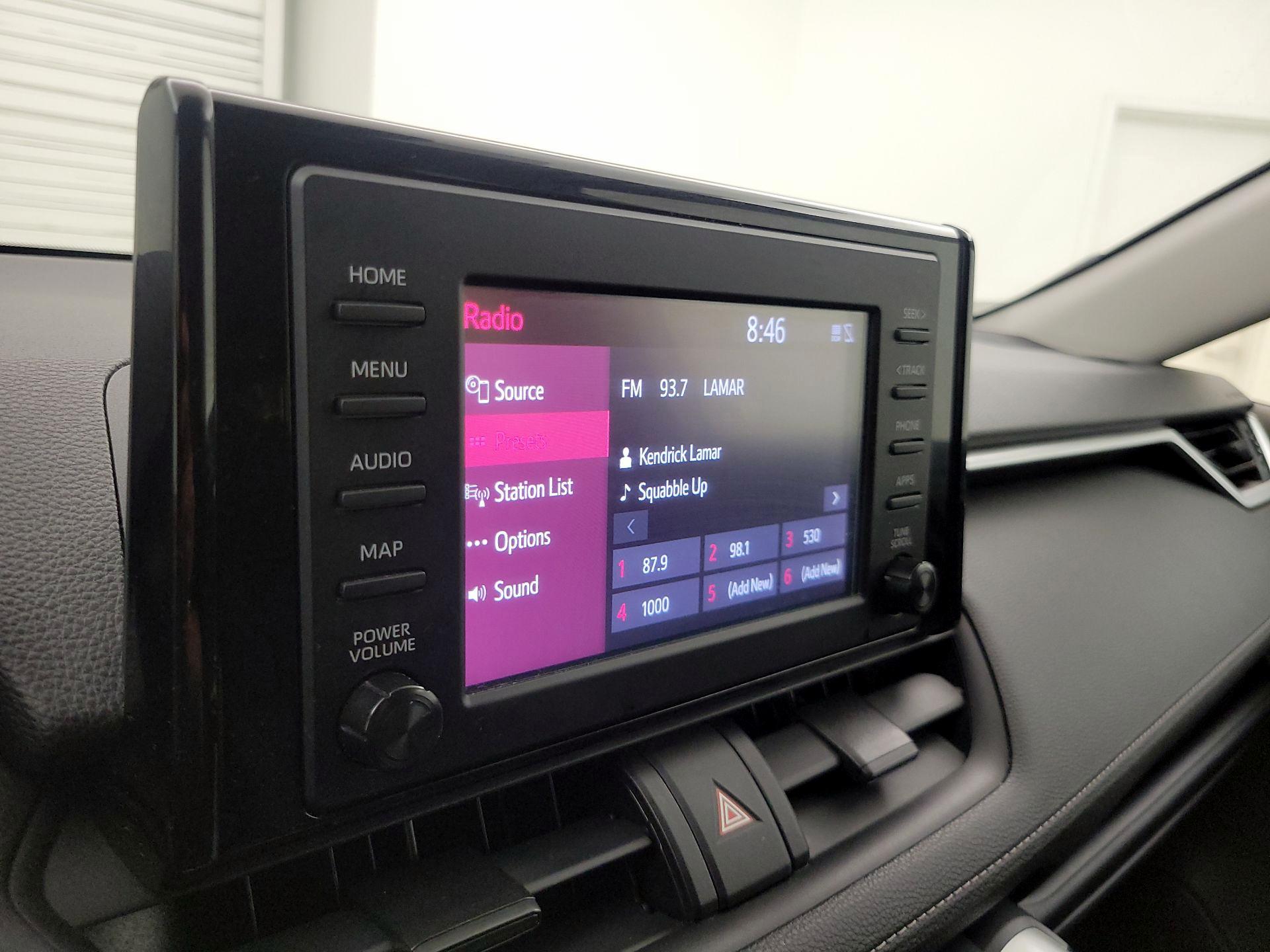 Thumbnail: 2019 Toyota RAV4 - 15