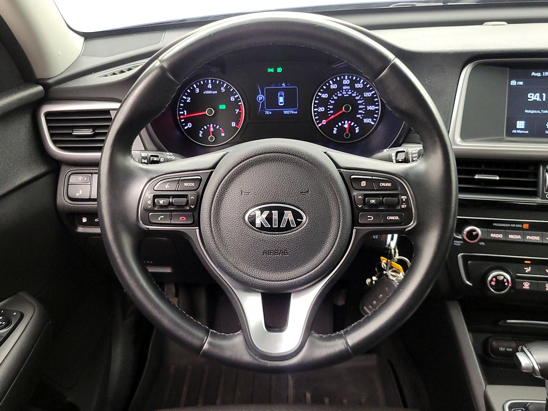 Thumbnail: 2018 Kia Optima - 10