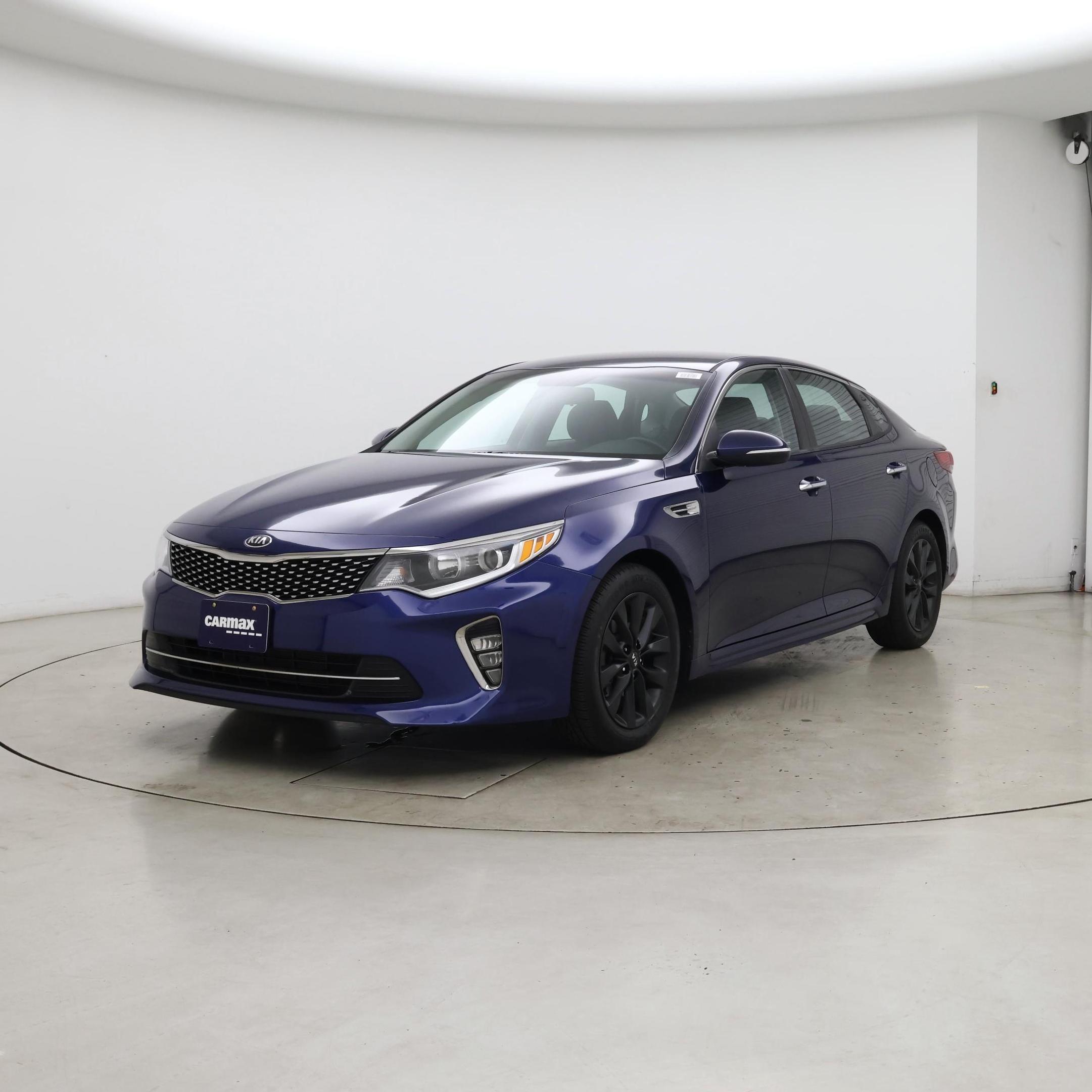 Thumbnail: 2018 Kia Optima - 4