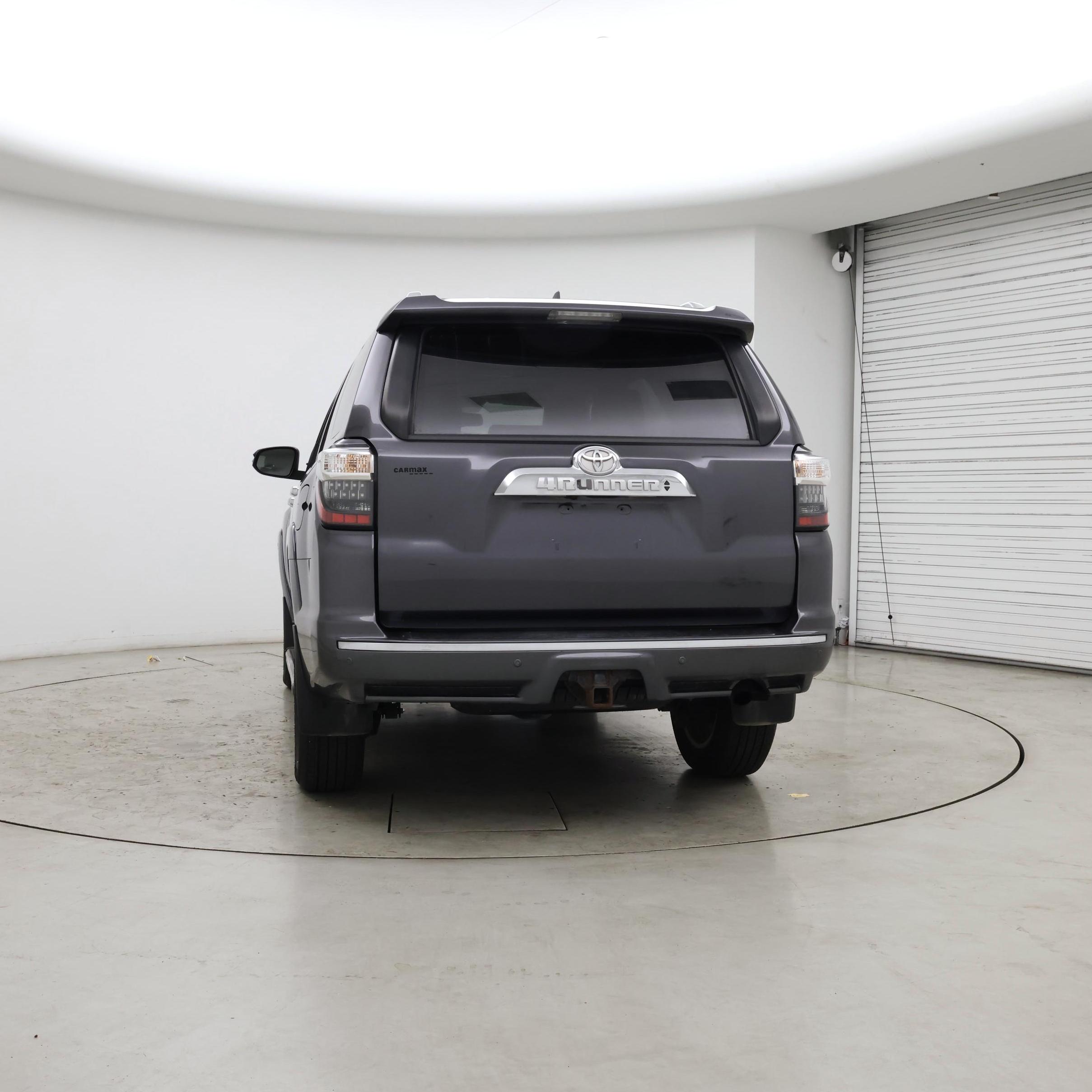 Thumbnail: 2016 Toyota 4Runner - 6