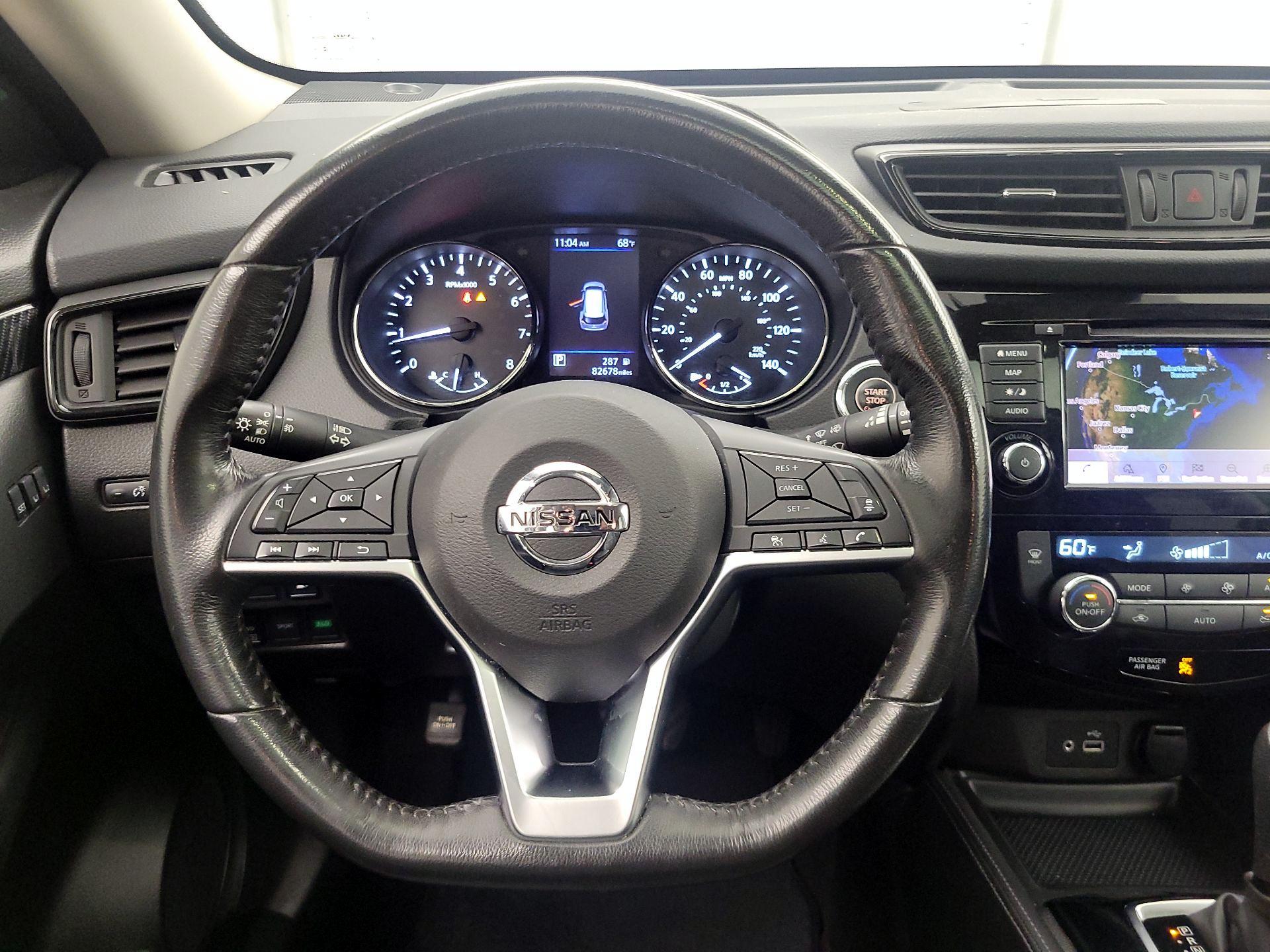 Thumbnail: 2018 Nissan Rogue - 10