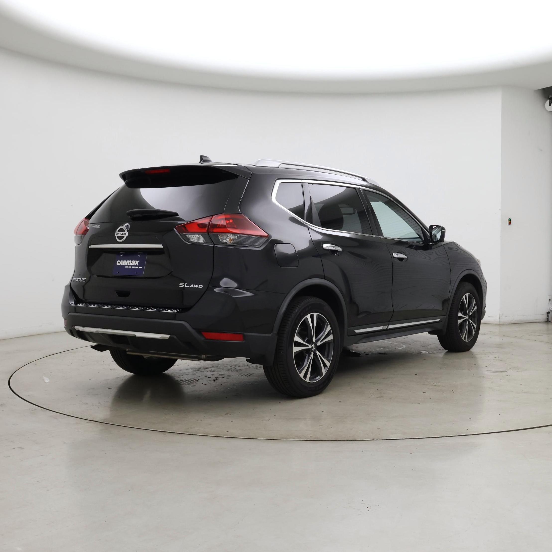 Thumbnail: 2018 Nissan Rogue - 8