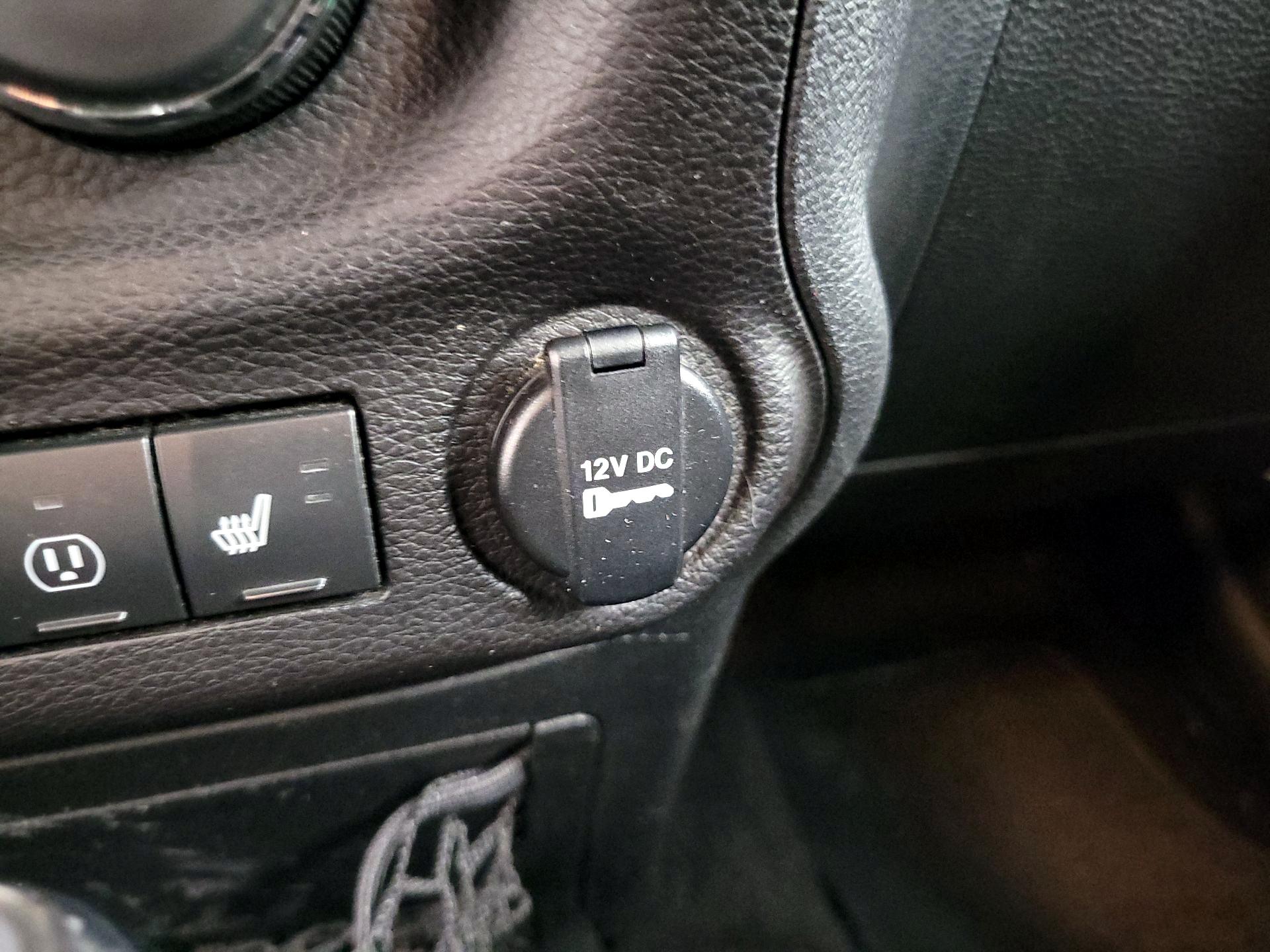 Thumbnail: 2018 Jeep Wrangler - 16
