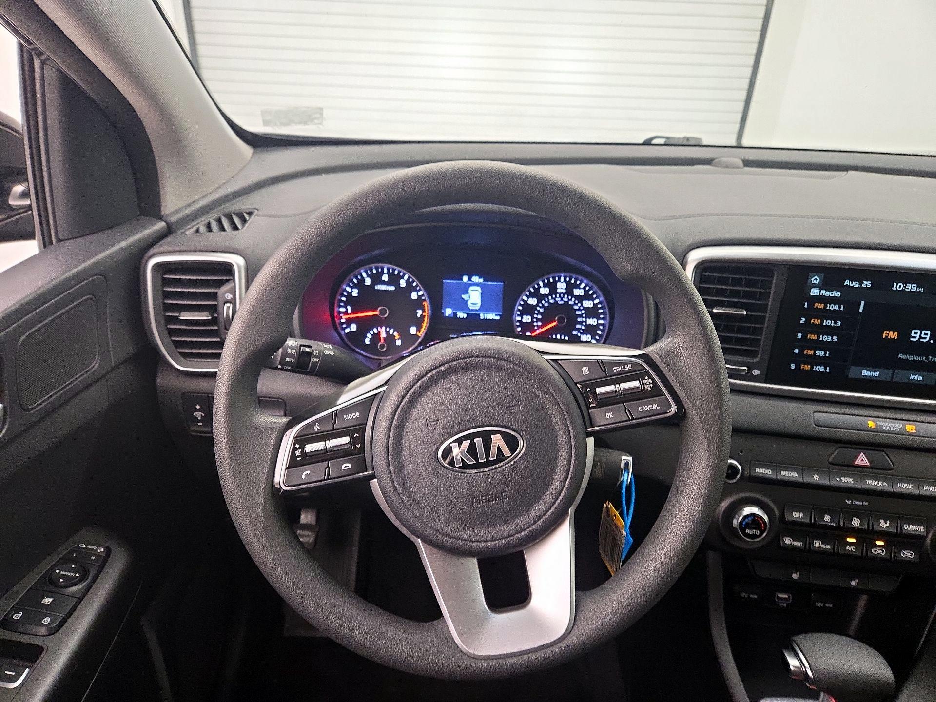 Thumbnail: 2020 Kia Sportage - 10