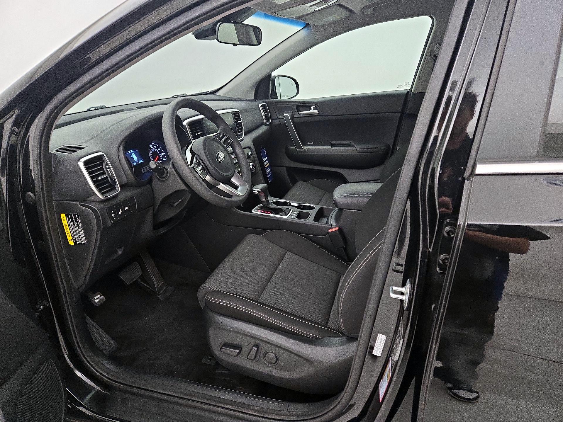 Thumbnail: 2020 Kia Sportage - 11