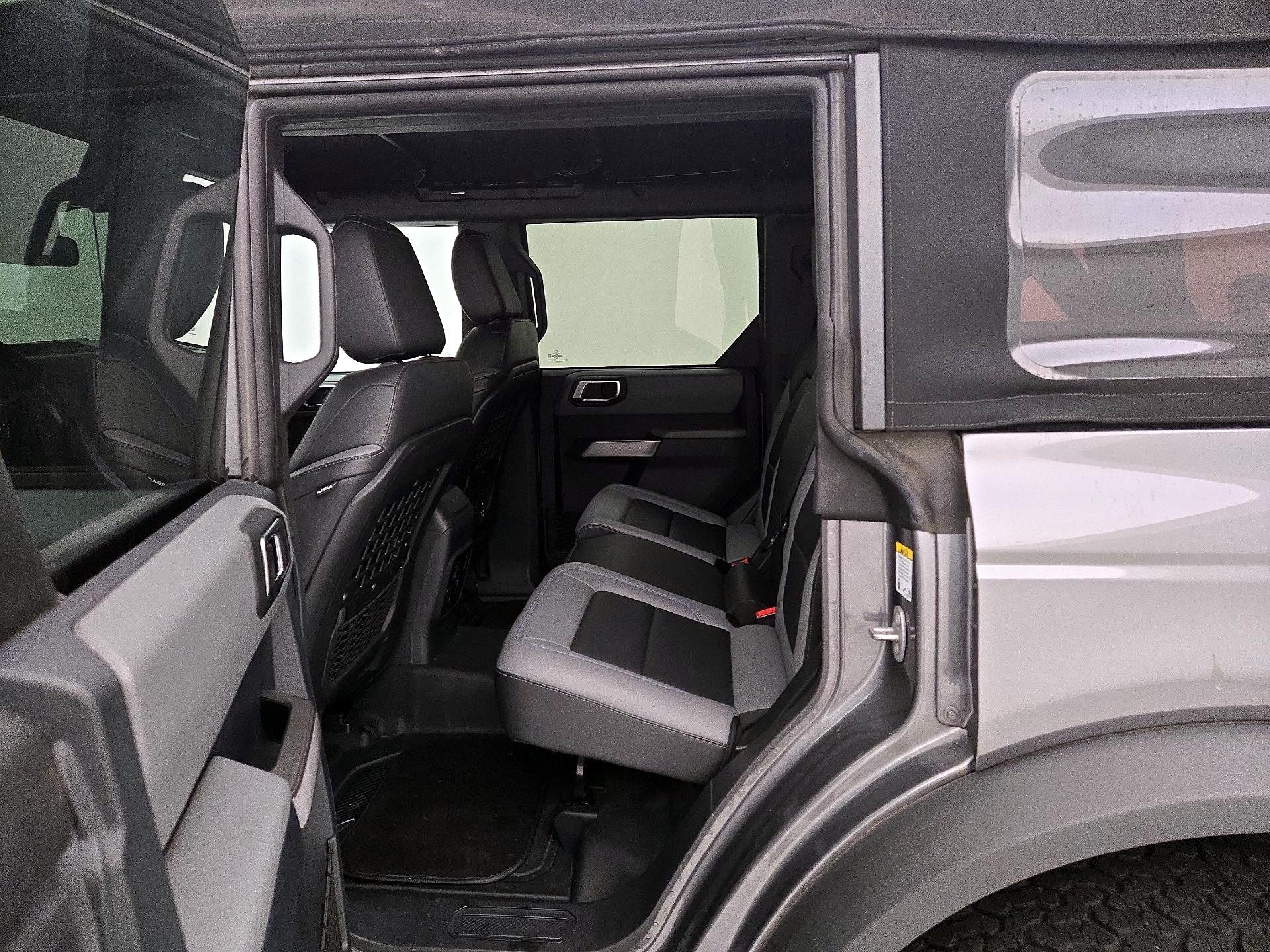 Thumbnail: 2022 Ford Bronco - 17
