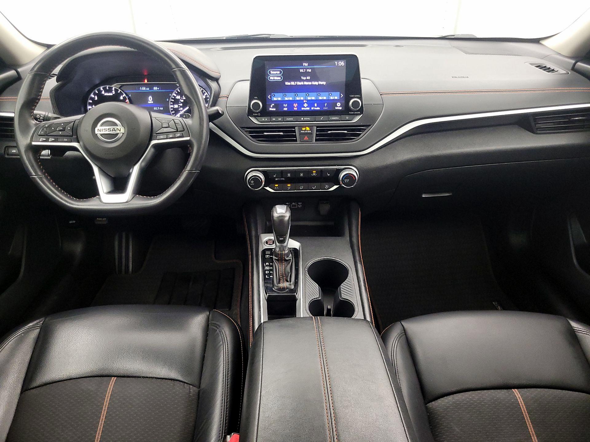 Thumbnail: 2022 Nissan Altima - 9