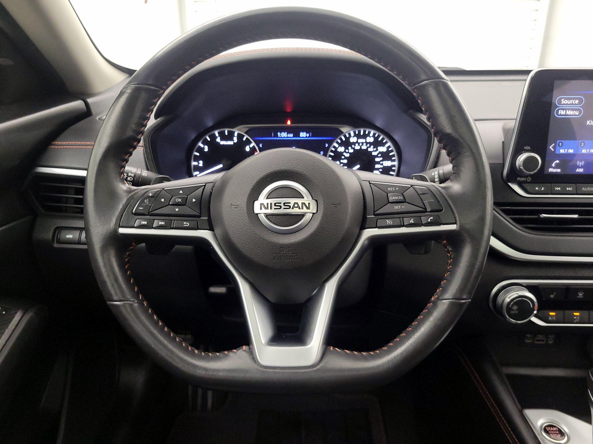 Thumbnail: 2022 Nissan Altima - 10