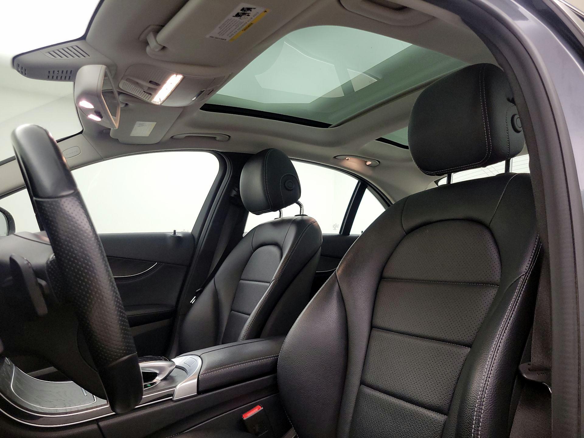 Thumbnail: 2015 Mercedes-Benz C-Class - 20
