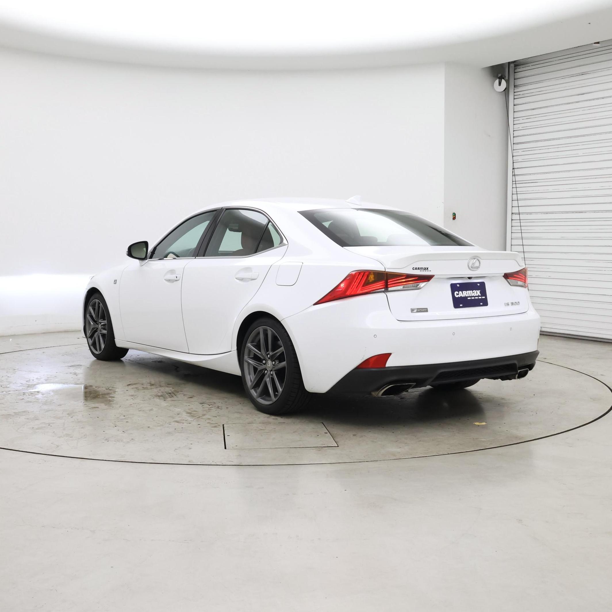 Thumbnail: 2018 Lexus IS - 2