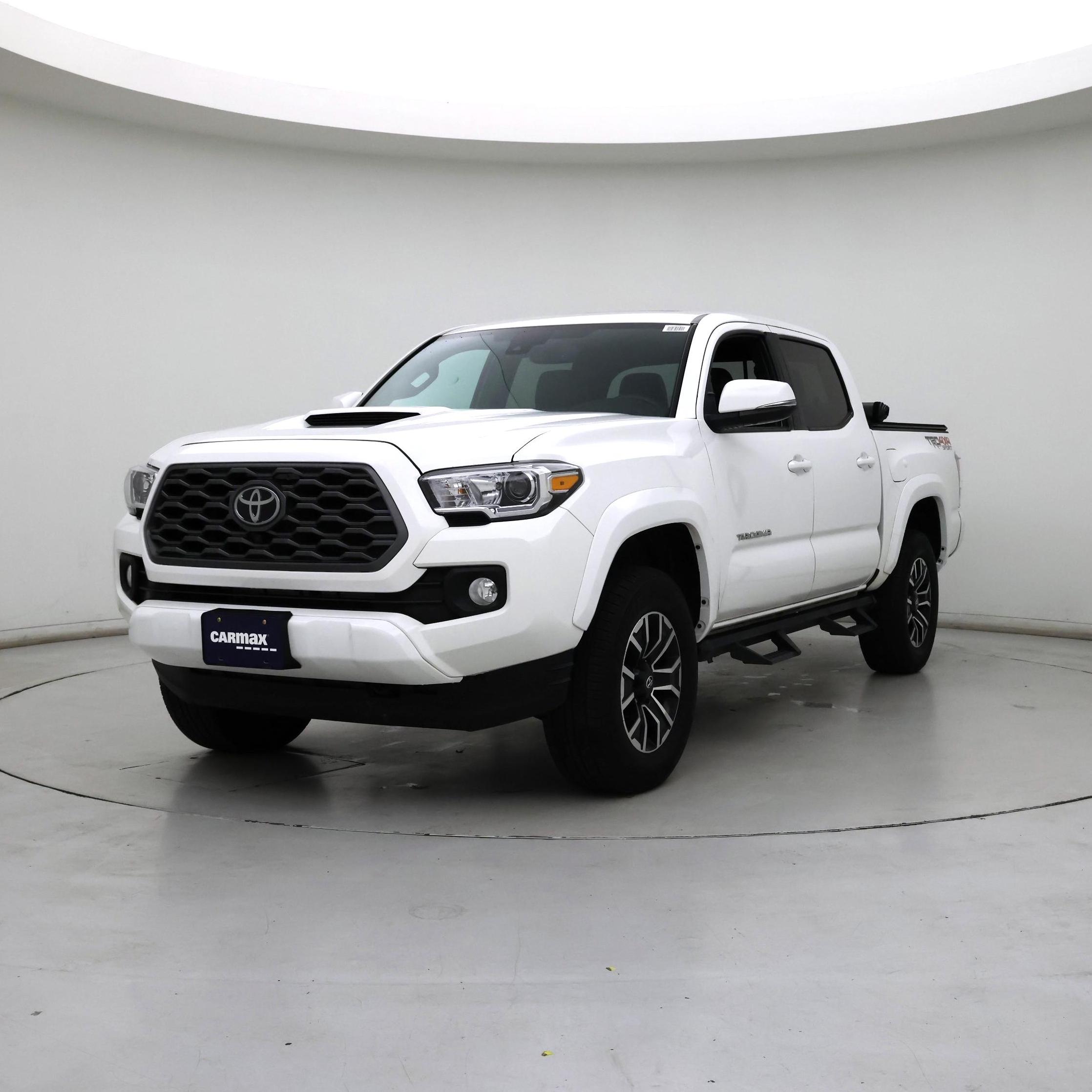 Thumbnail: 2023 Toyota Tacoma - 4