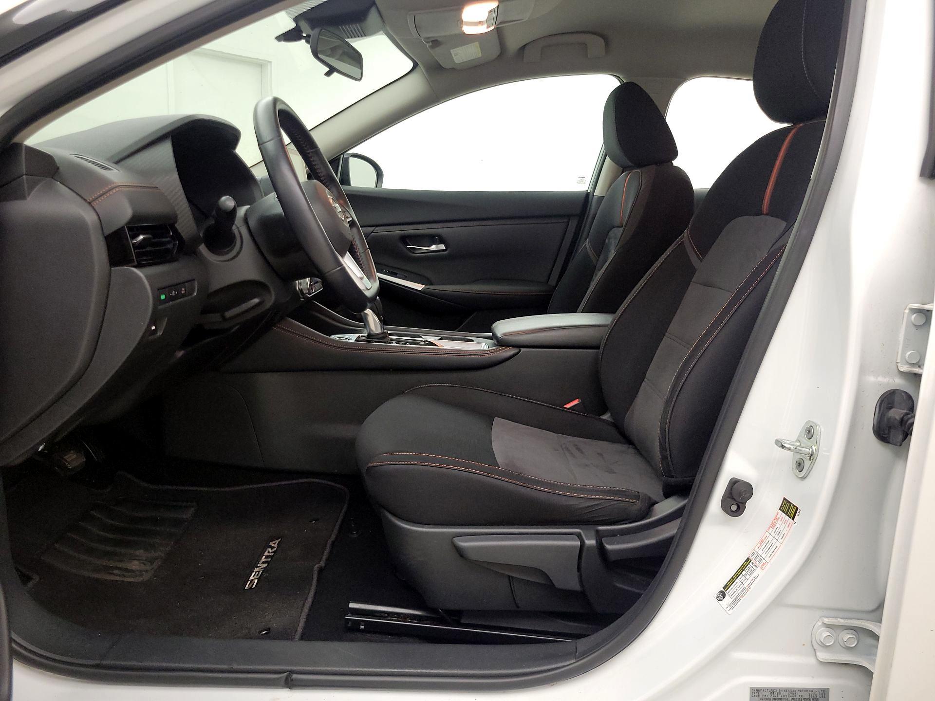 Thumbnail: 2020 Nissan Sentra - 11