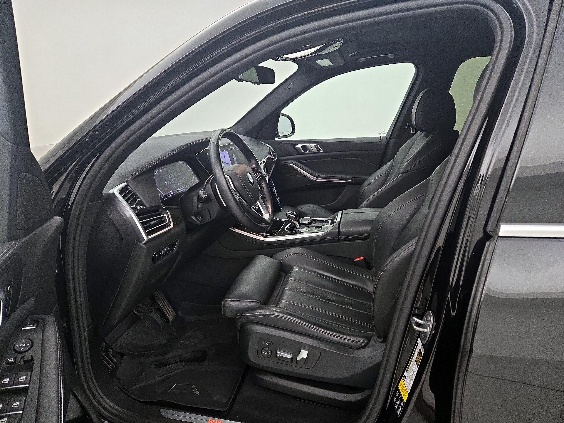 Thumbnail: 2020 BMW X5 - 11