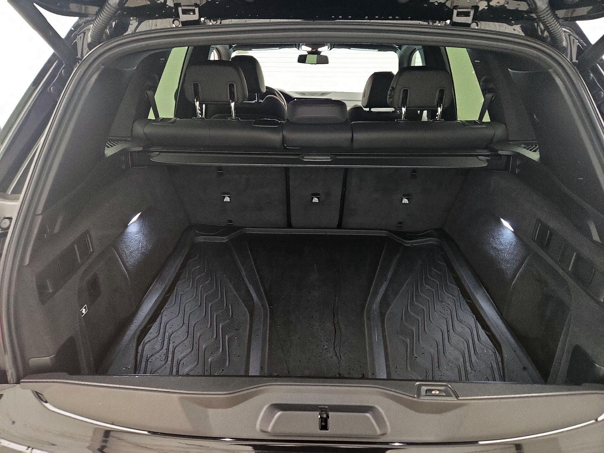 Thumbnail: 2020 BMW X5 - 20