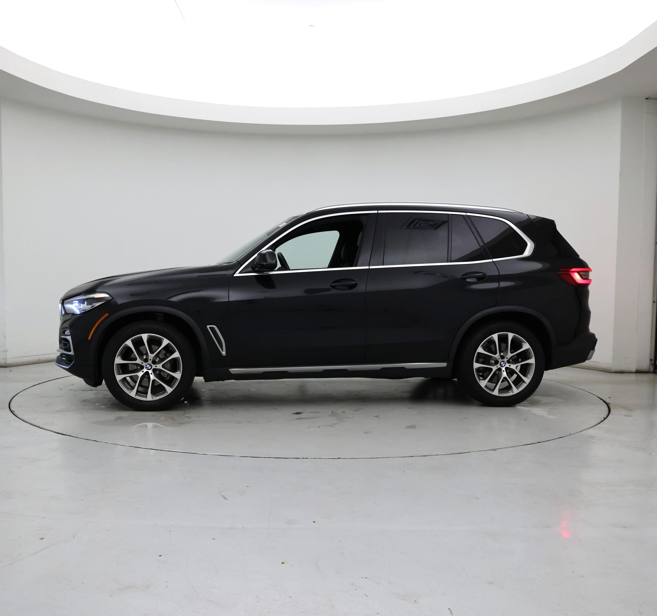 Thumbnail: 2020 BMW X5 - 3