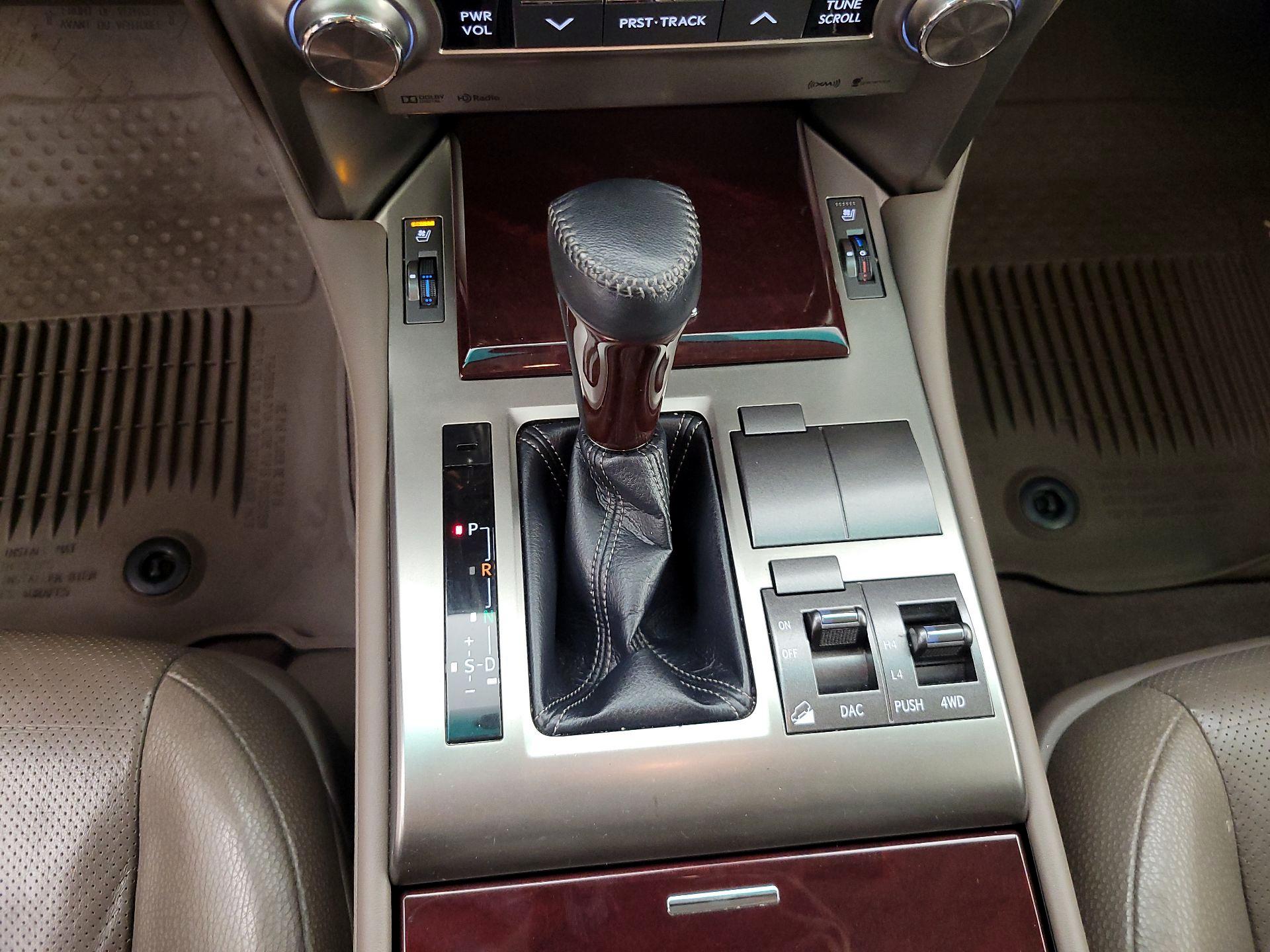 Thumbnail: 2017 Lexus GX - 18