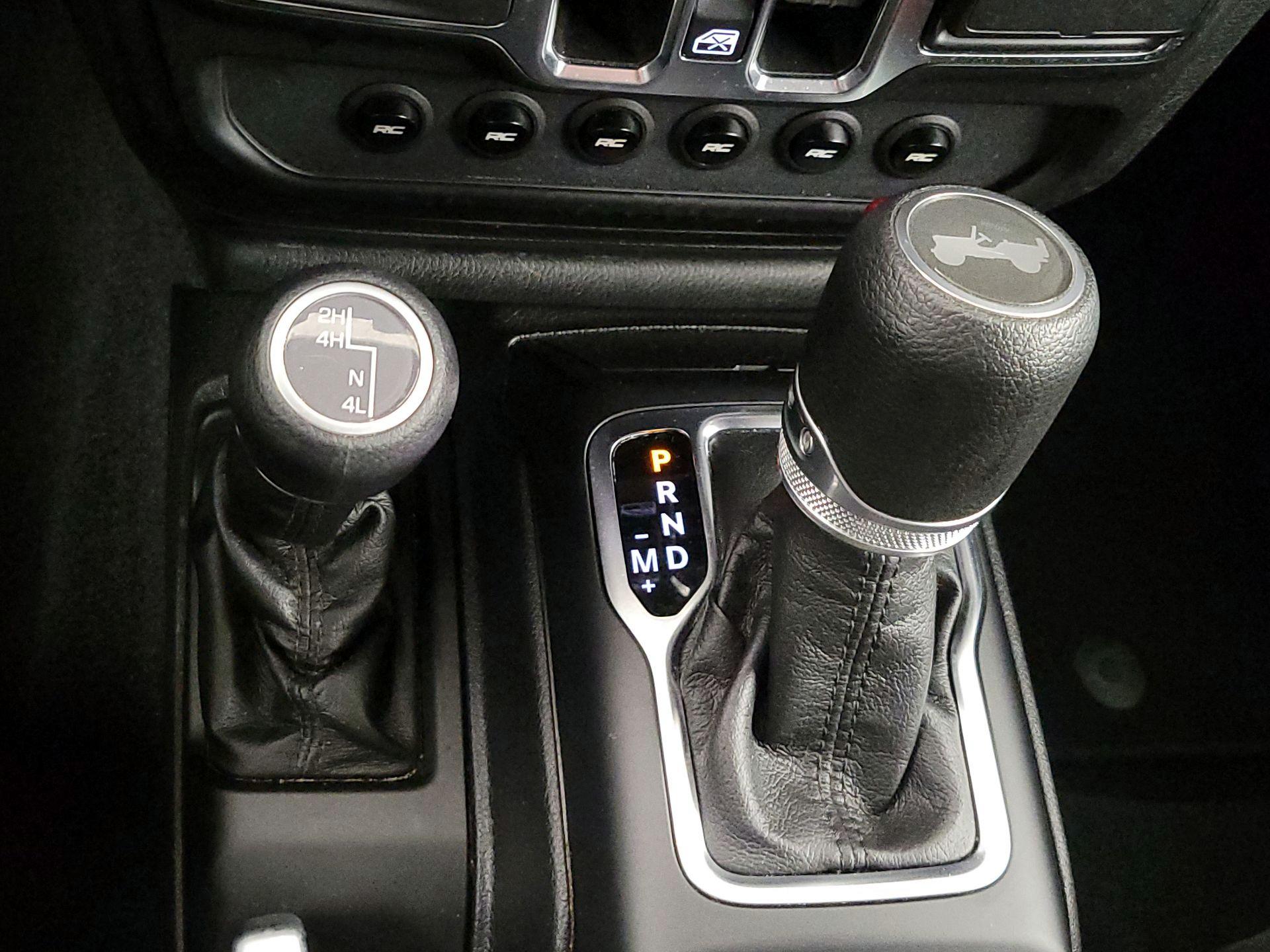 Thumbnail: 2021 Jeep Wrangler - 17