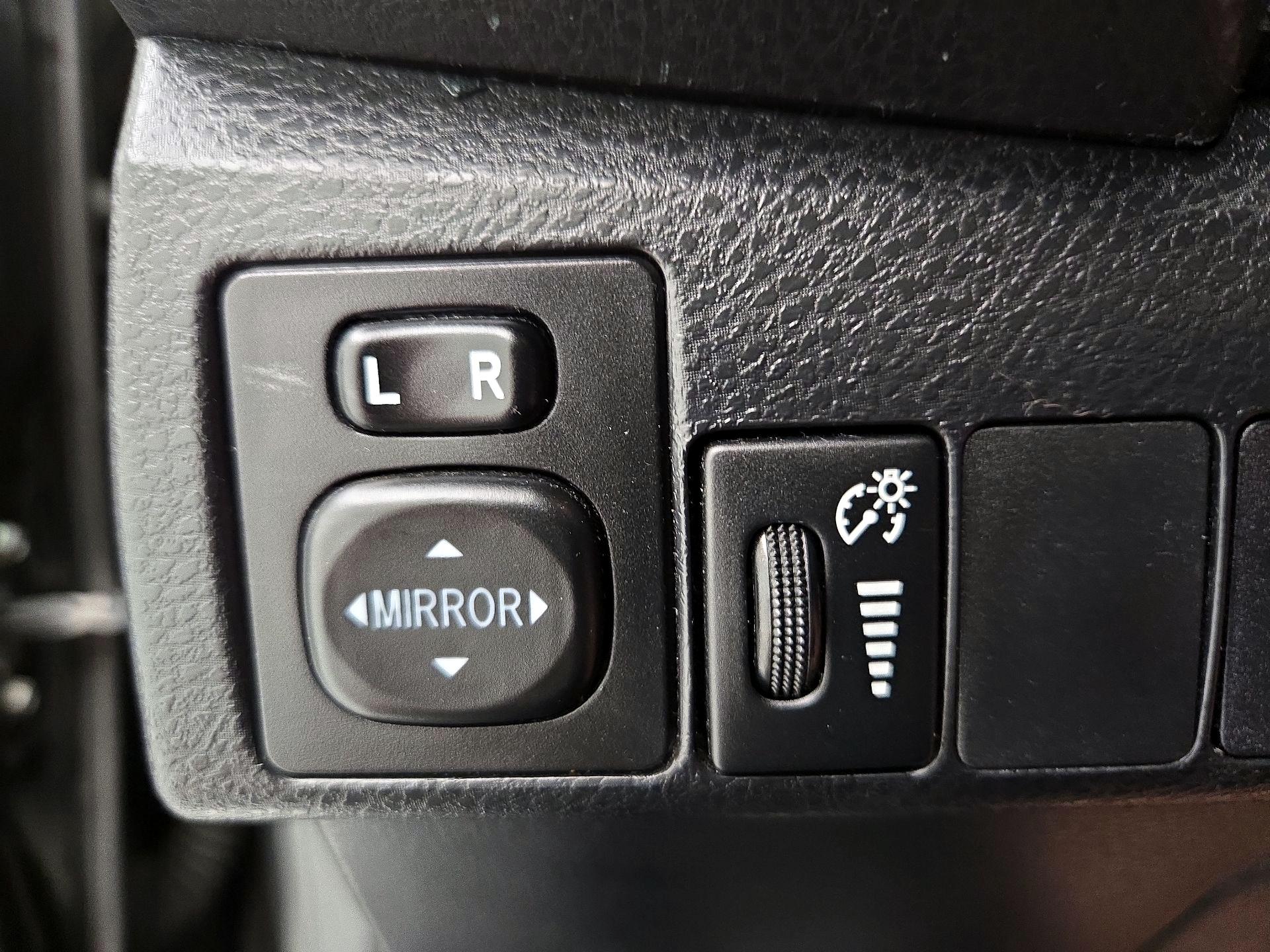 Thumbnail: 2014 Toyota Corolla - 13