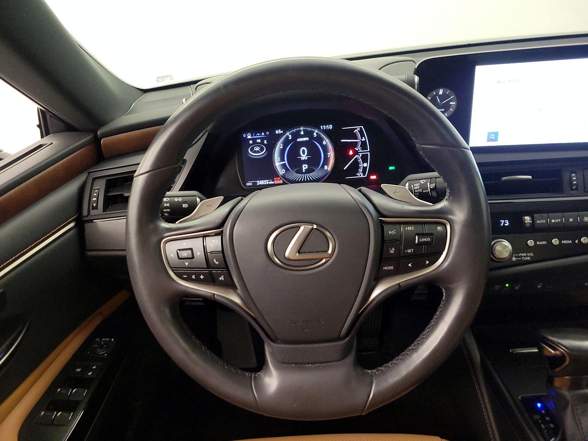 Thumbnail: 2023 Lexus ES - 10