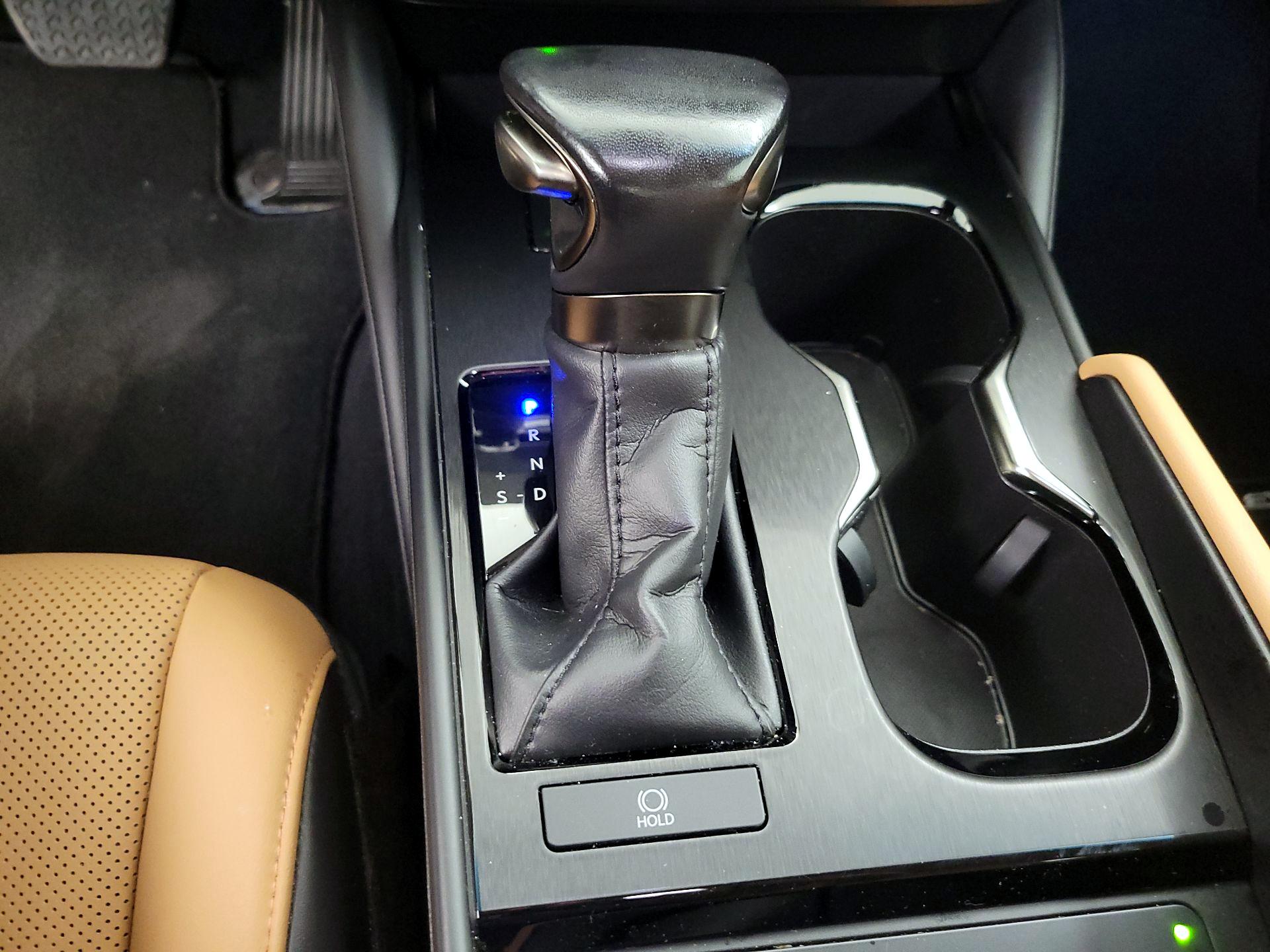 Thumbnail: 2023 Lexus ES - 18