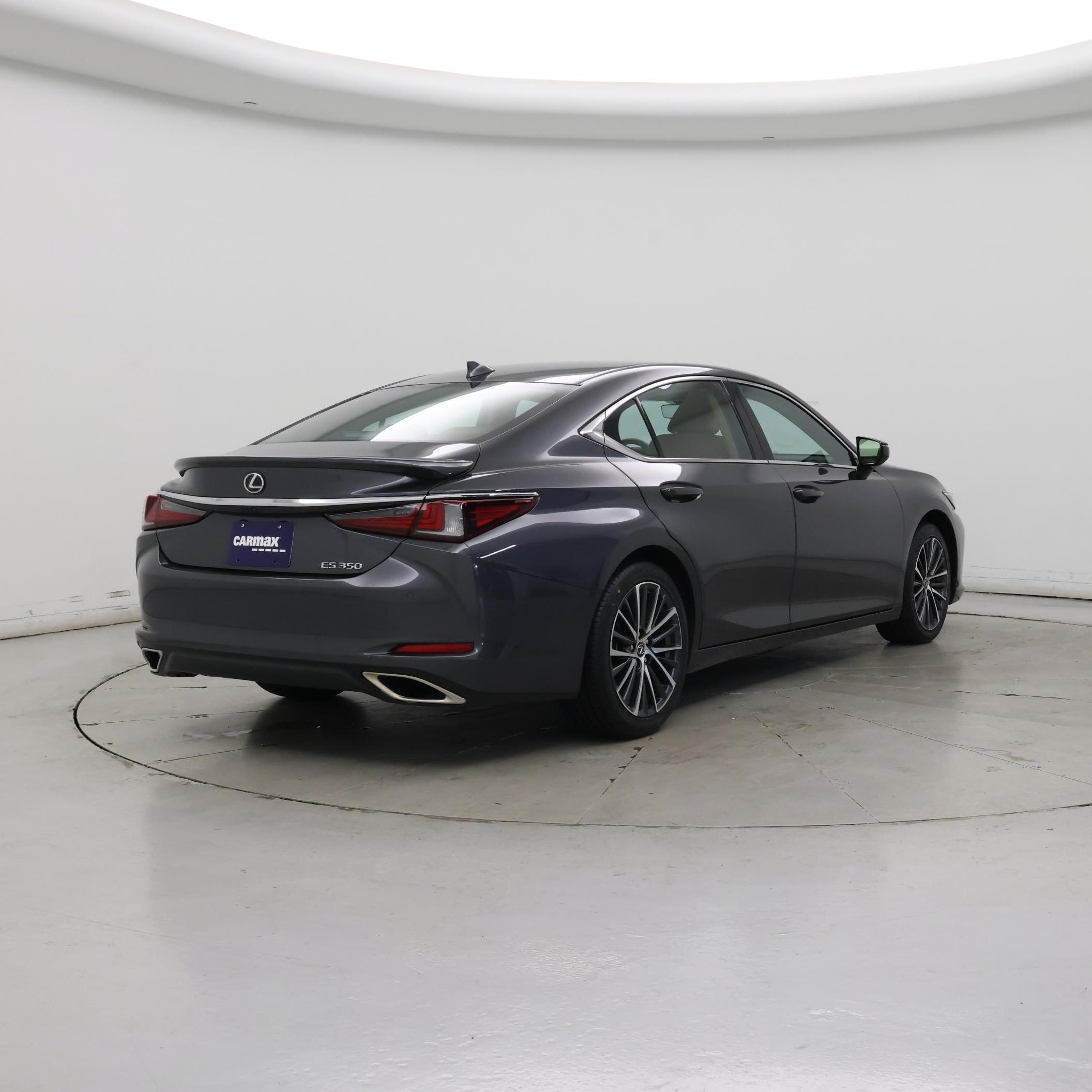 Thumbnail: 2023 Lexus ES - 8